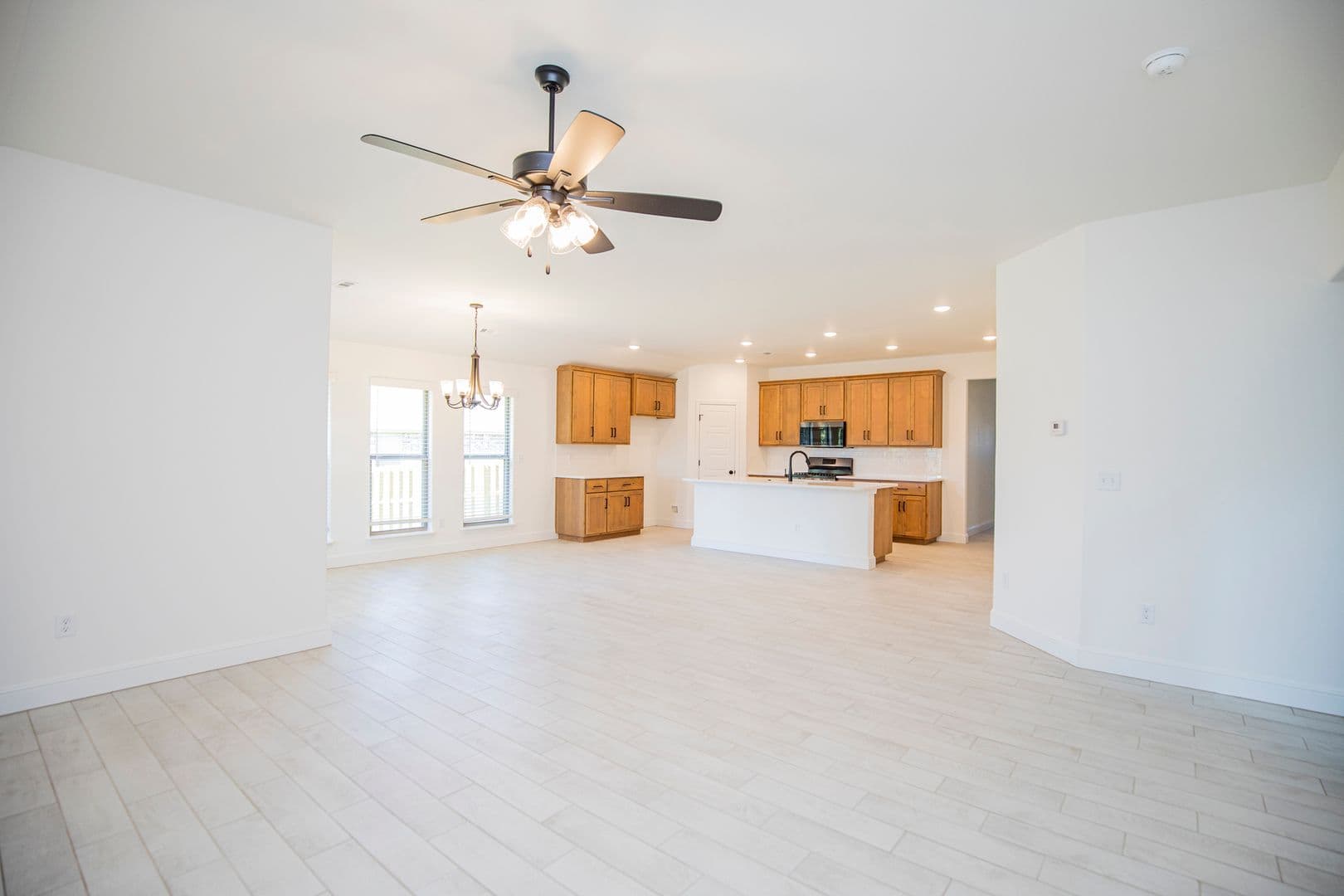 Pea Ridge House: 2515 Westbrook Loop