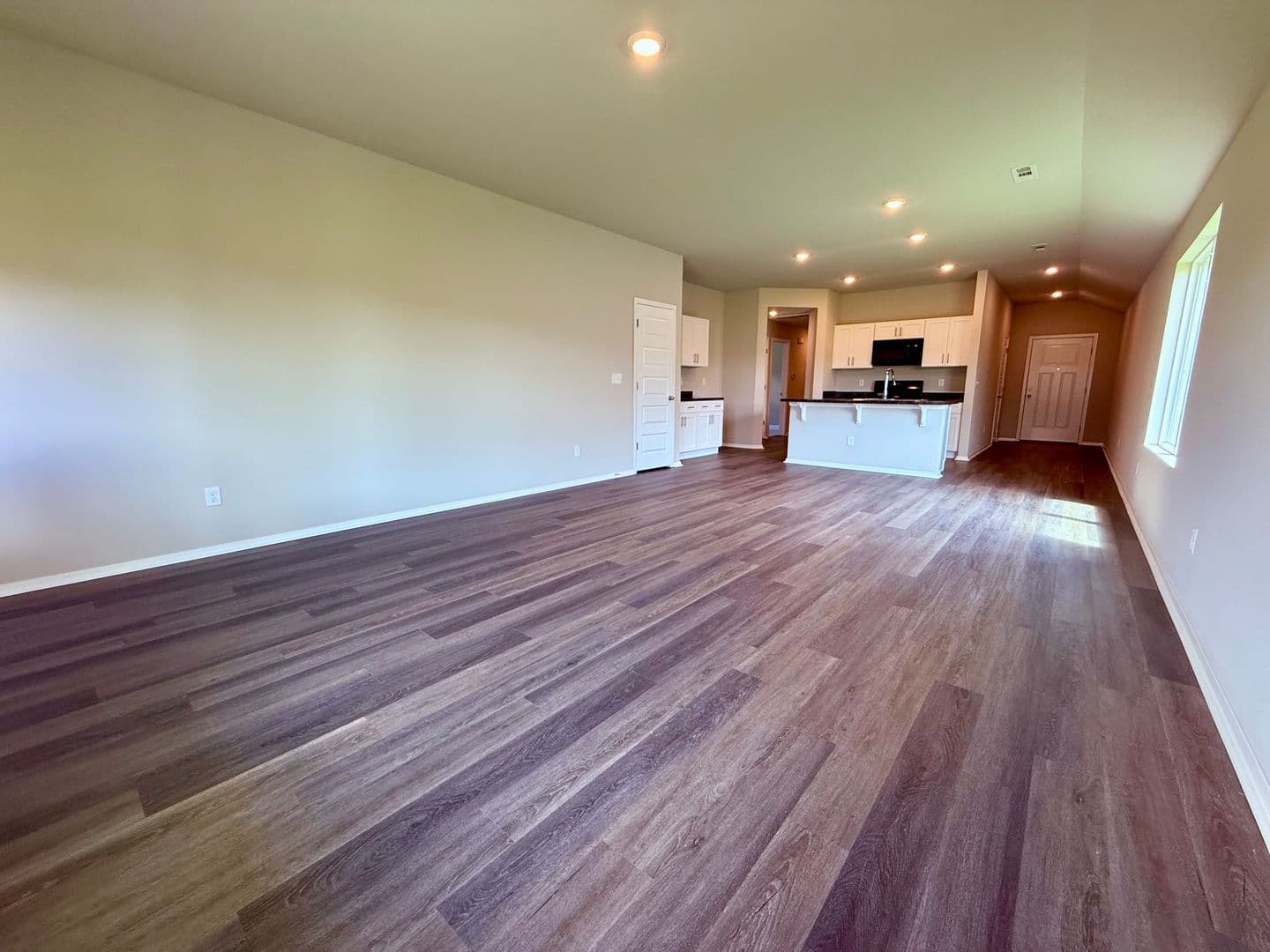 Siloam Springs House: 2508 E. Jan Street