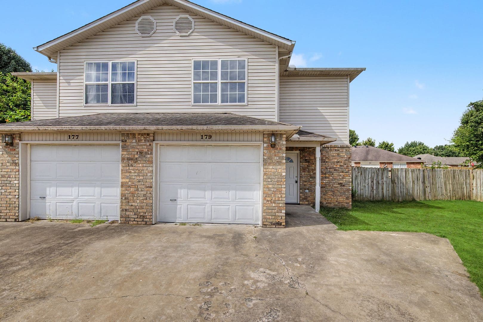 Farmington House: 179 Plover Cove