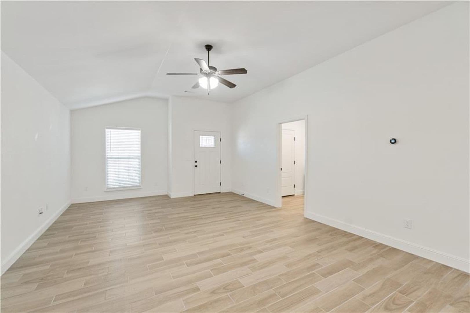 Bentonville House: 6006 NW Sherman Street
