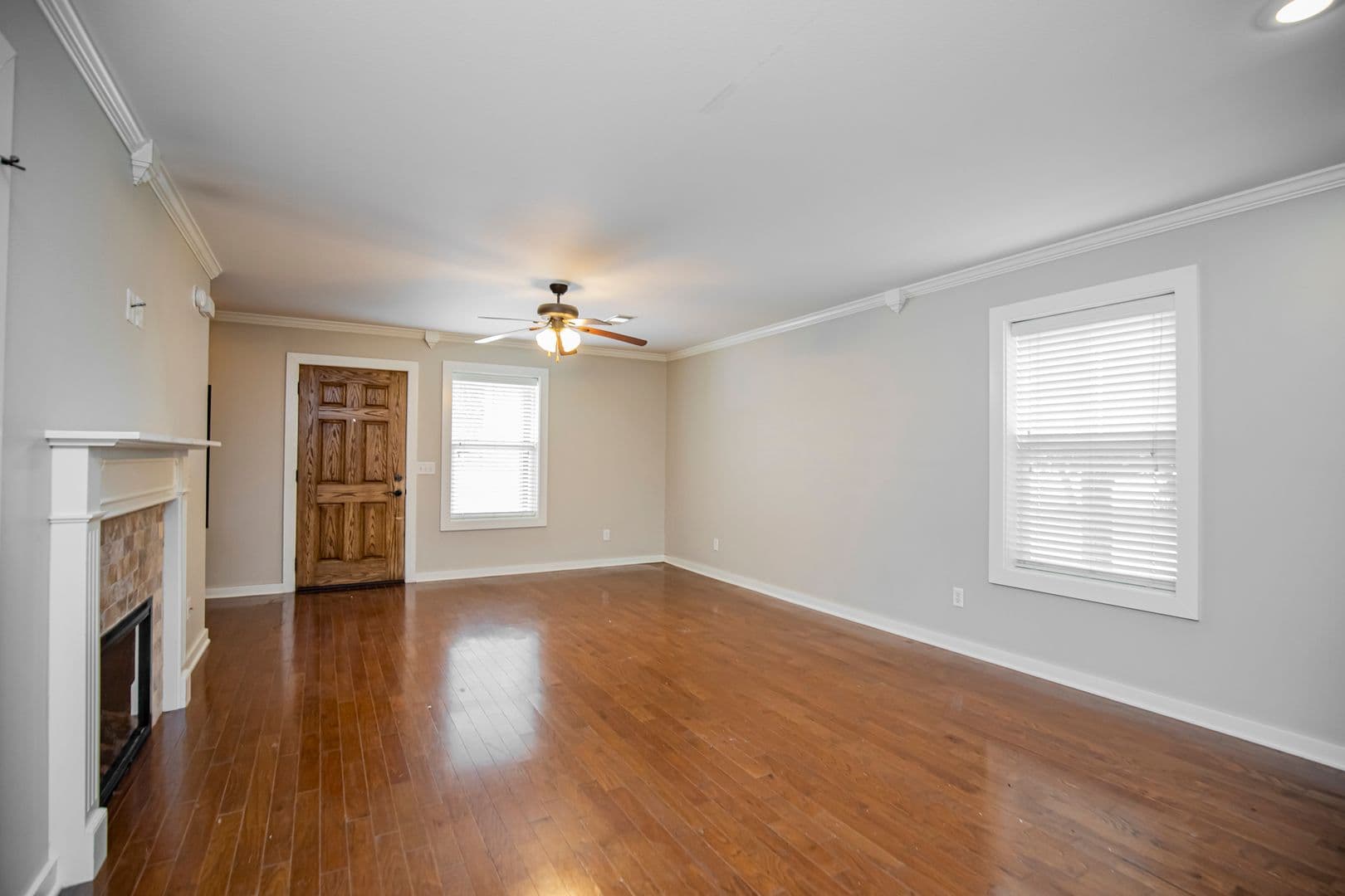 Springdale House: 2011 Karrington Ridge Unit E