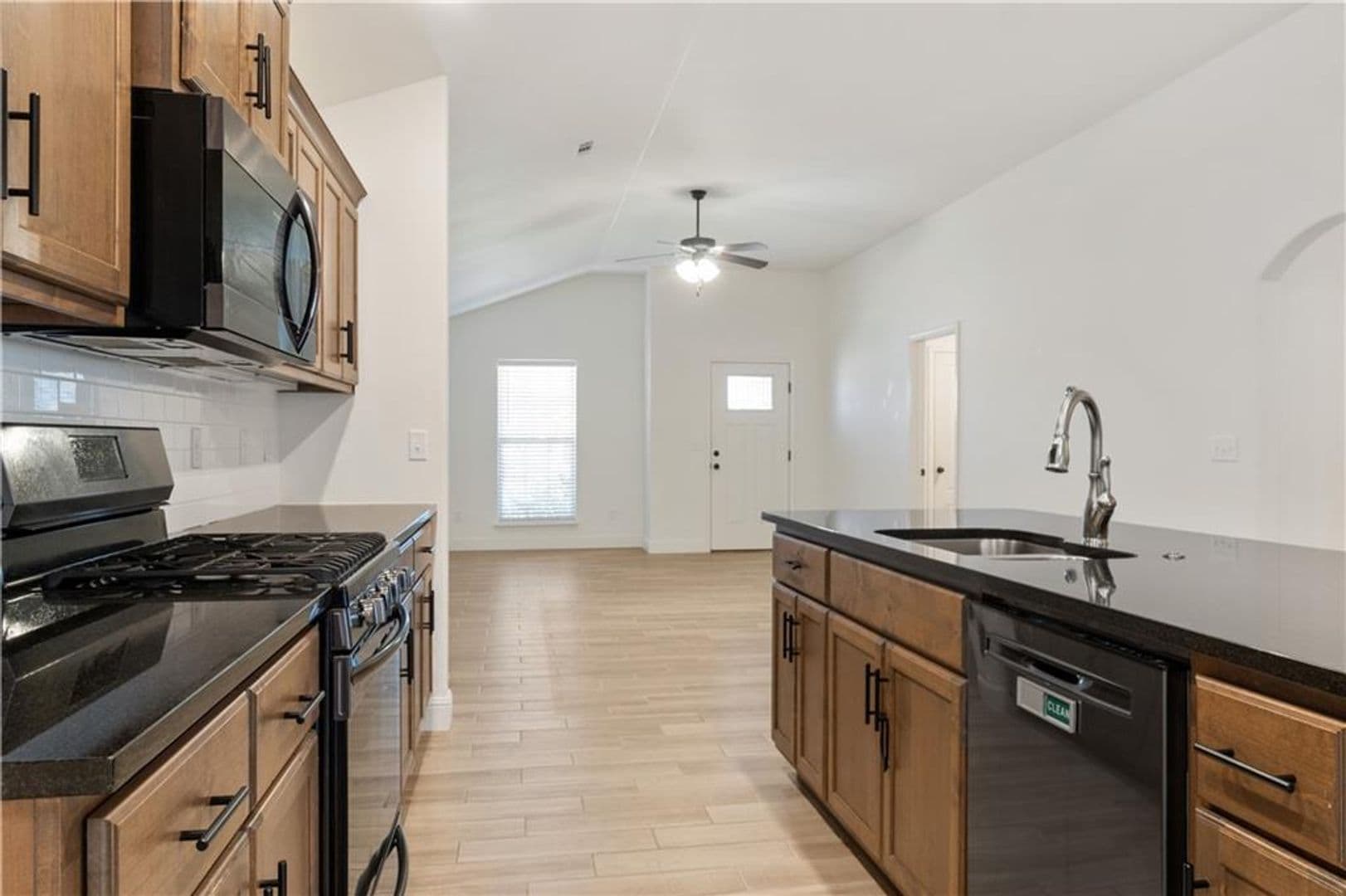 Bentonville House: 6006 NW Sherman Street