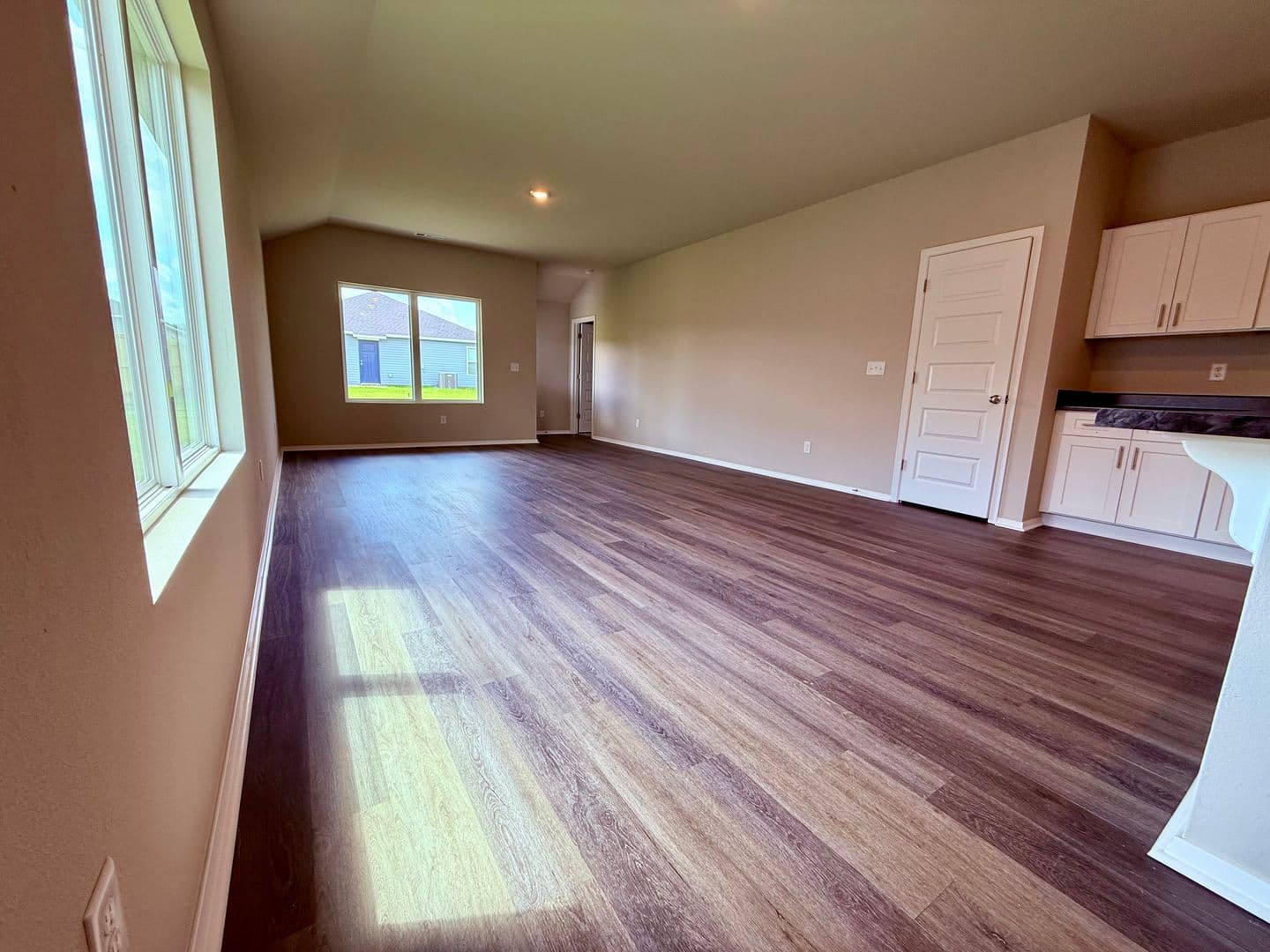 Siloam Springs House: 2508 E. Jan Street