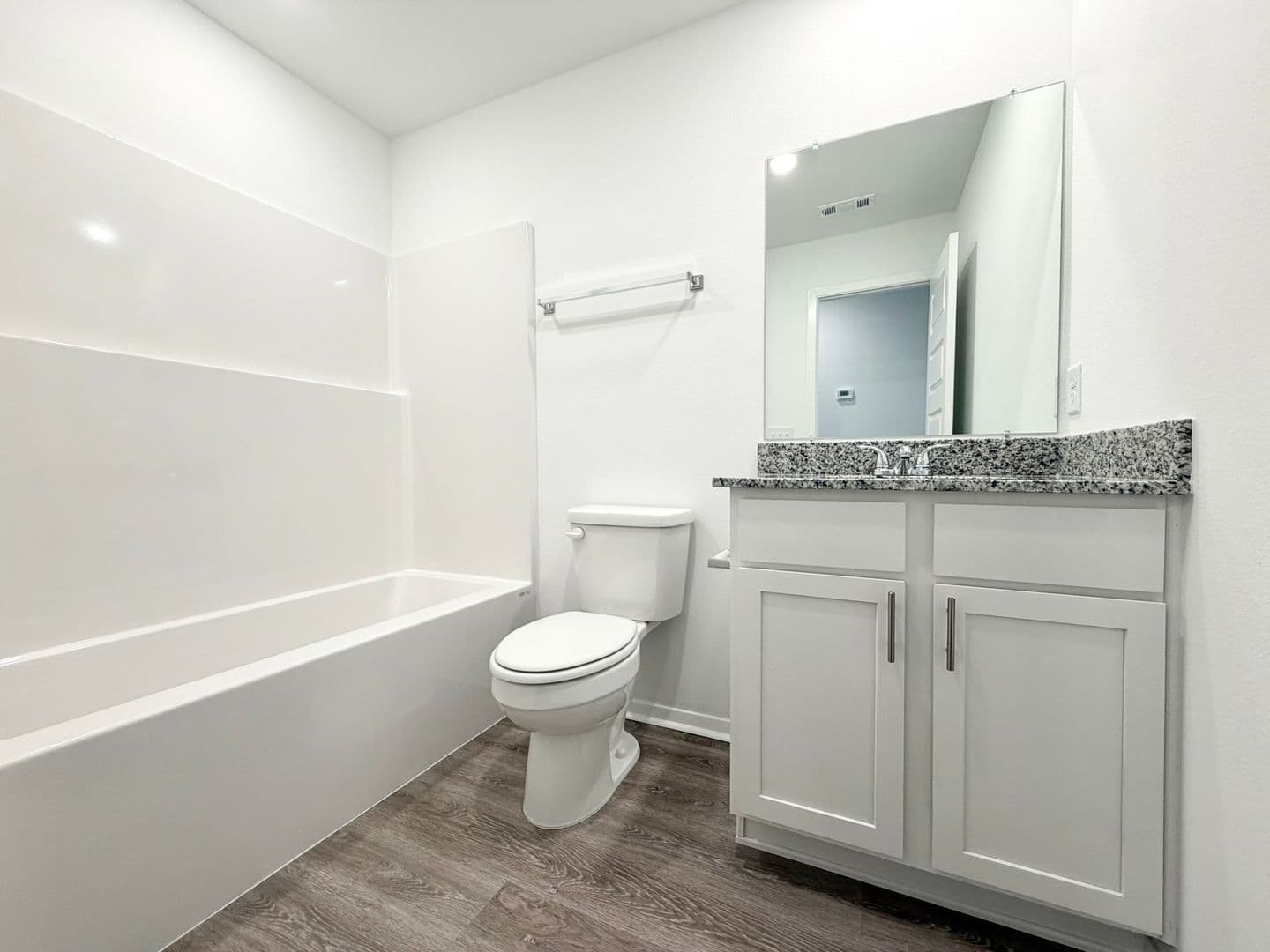 Siloam Springs House: 3705 N. Carmine Drive
