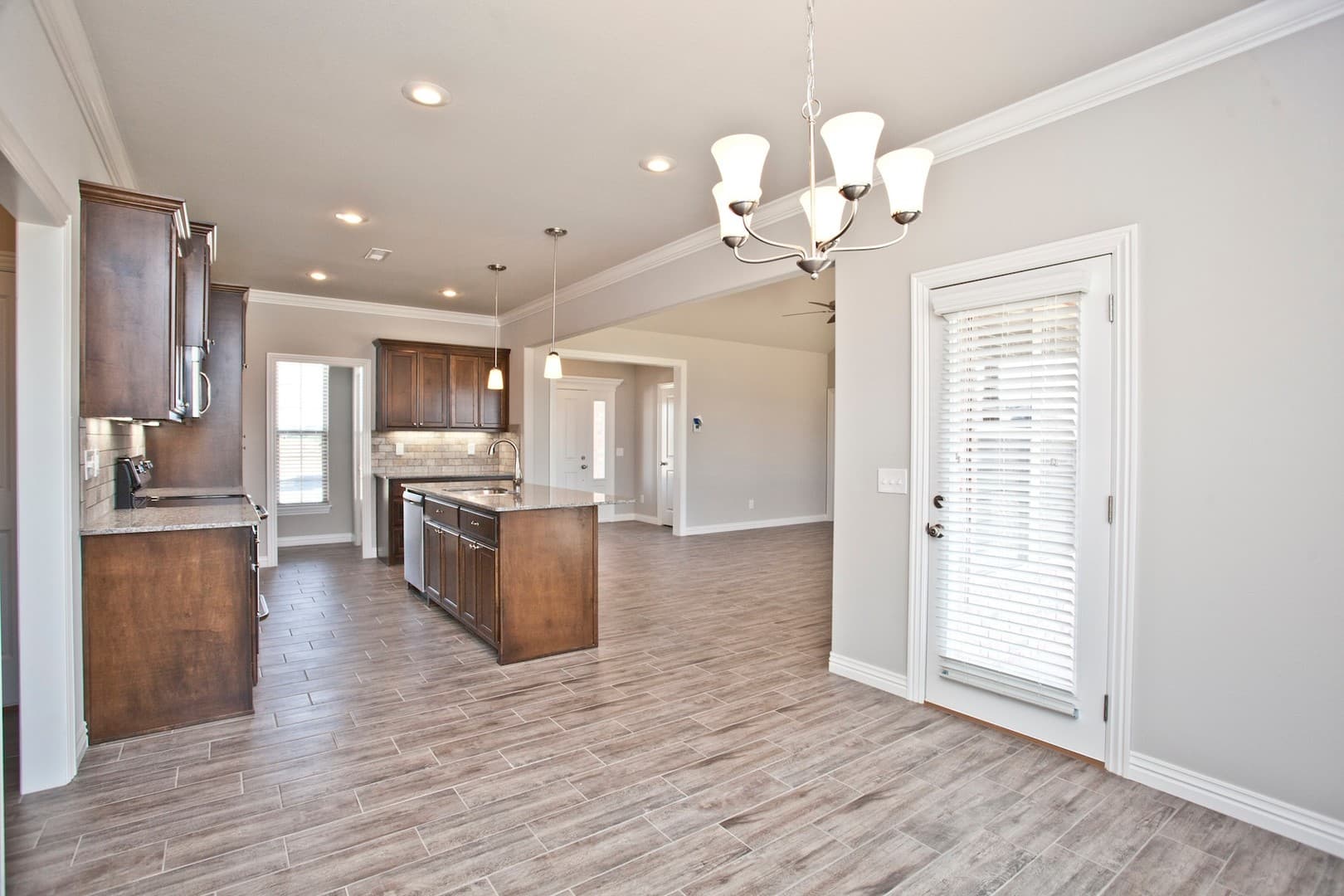 Pea Ridge House: 1003 Taylor Lane