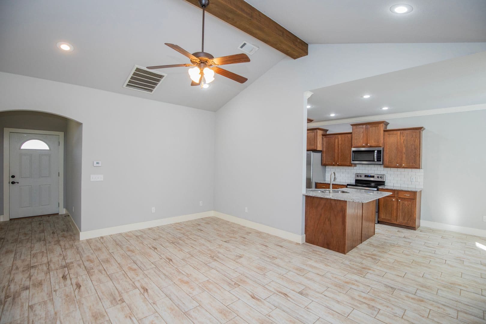 Pea Ridge House: 116 Alder Street