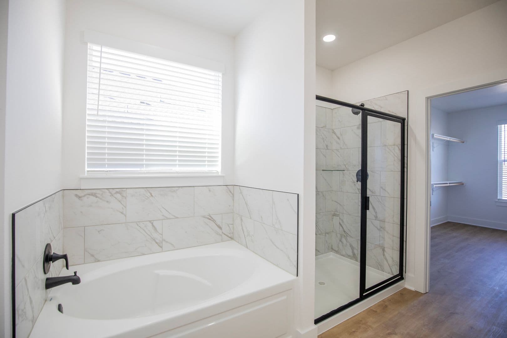 Fayetteville House: 136 S. Broyles Avenue