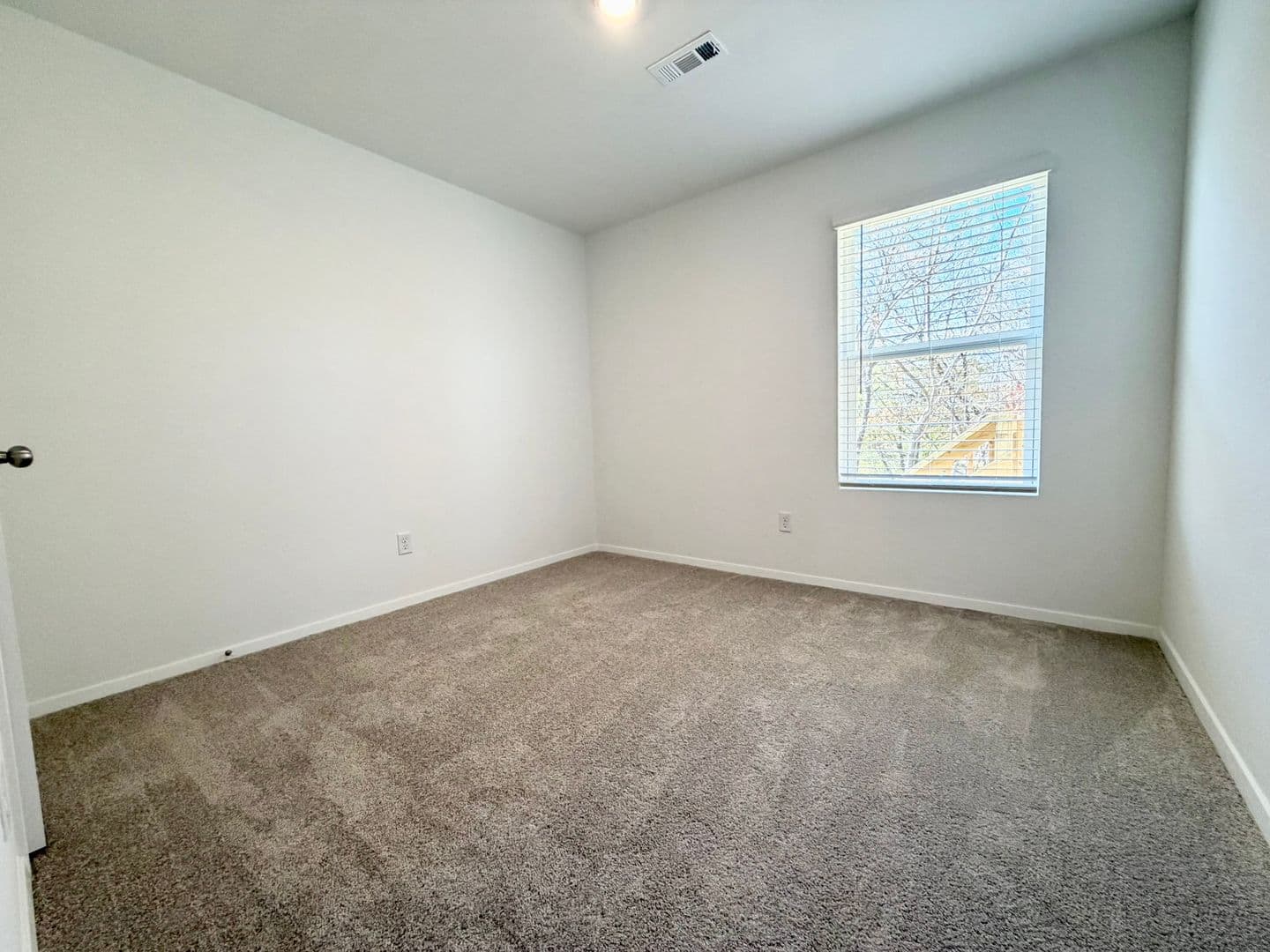 Siloam Springs House: 3705 N. Carmine Drive