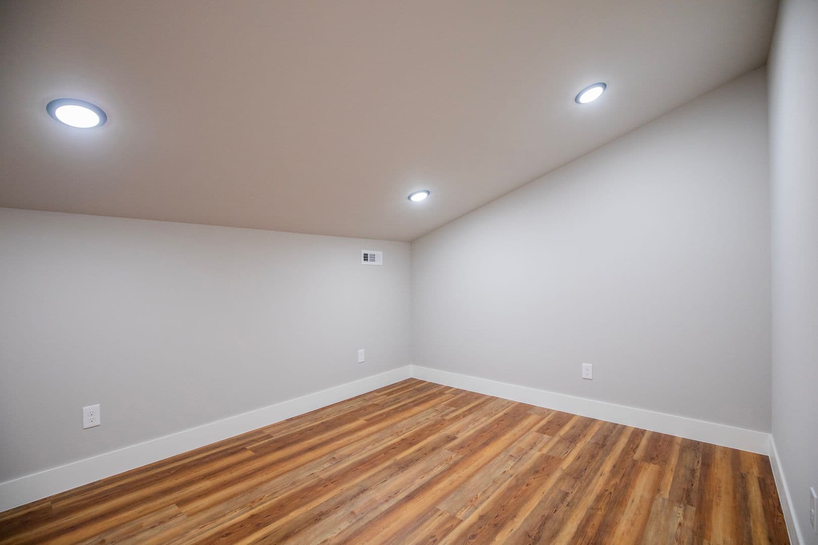 Pea Ridge House: 1036 Seaborn Way