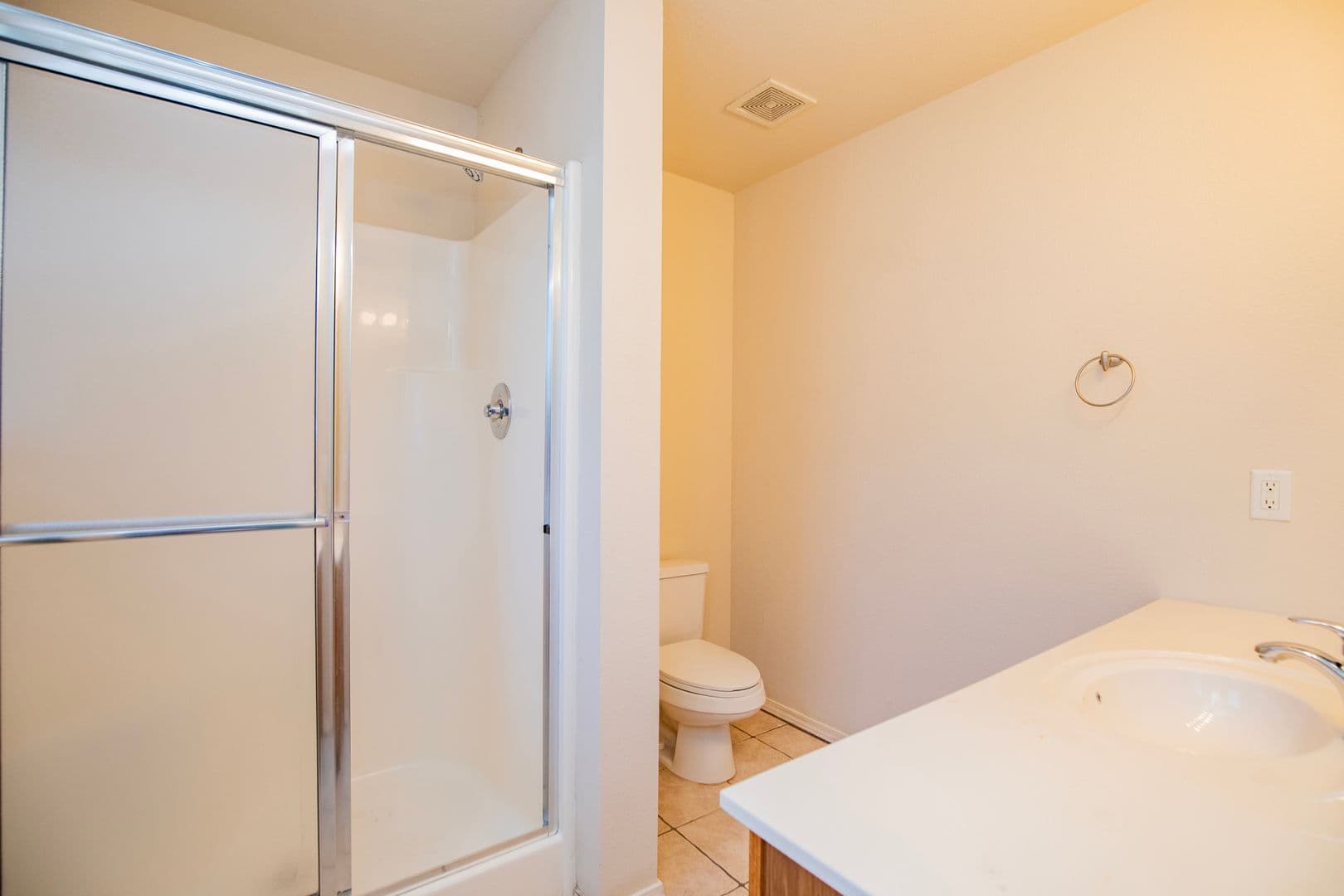 Centerton House: 610 Maplewood Drive
