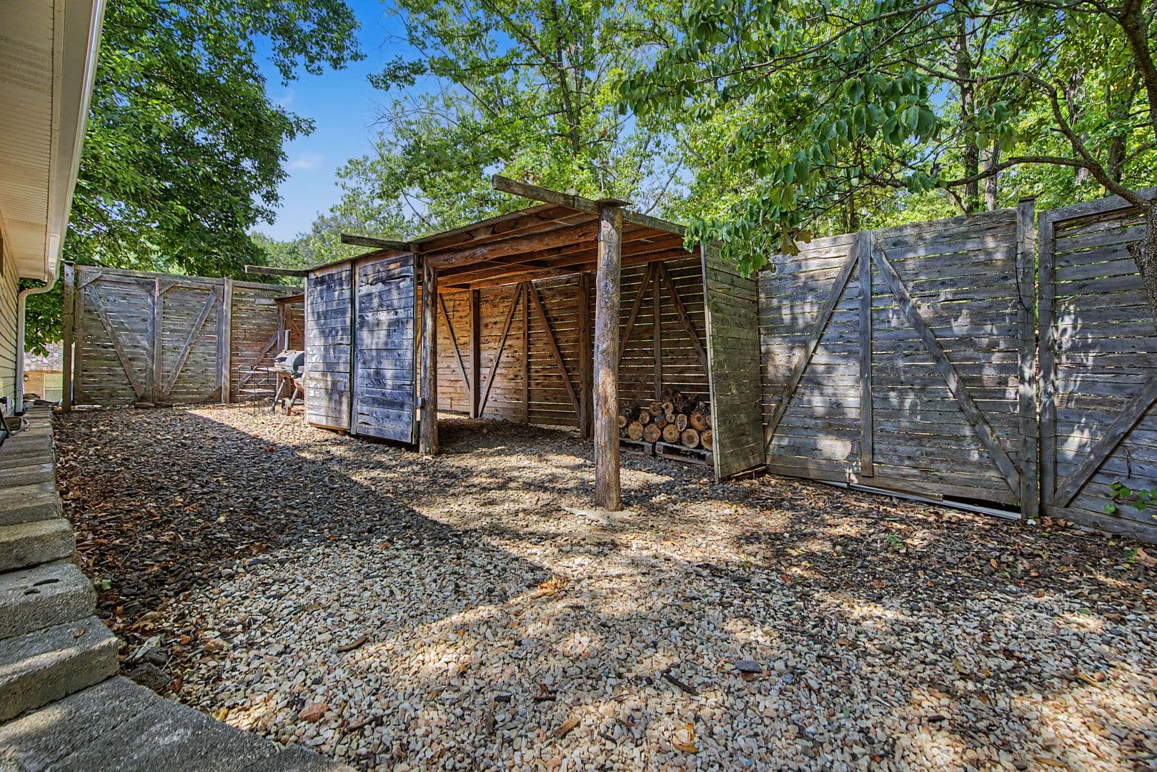 Bella Vista House: 11 Cresswell Lane