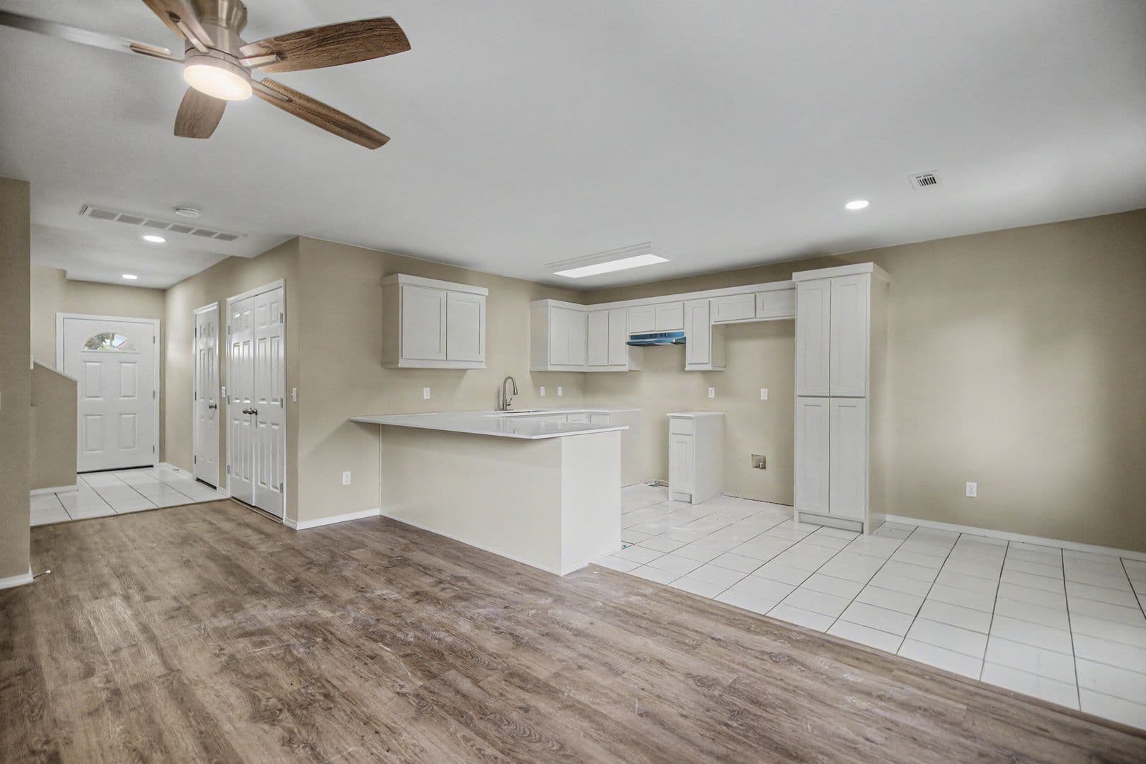 Farmington House: 179 Plover Cove