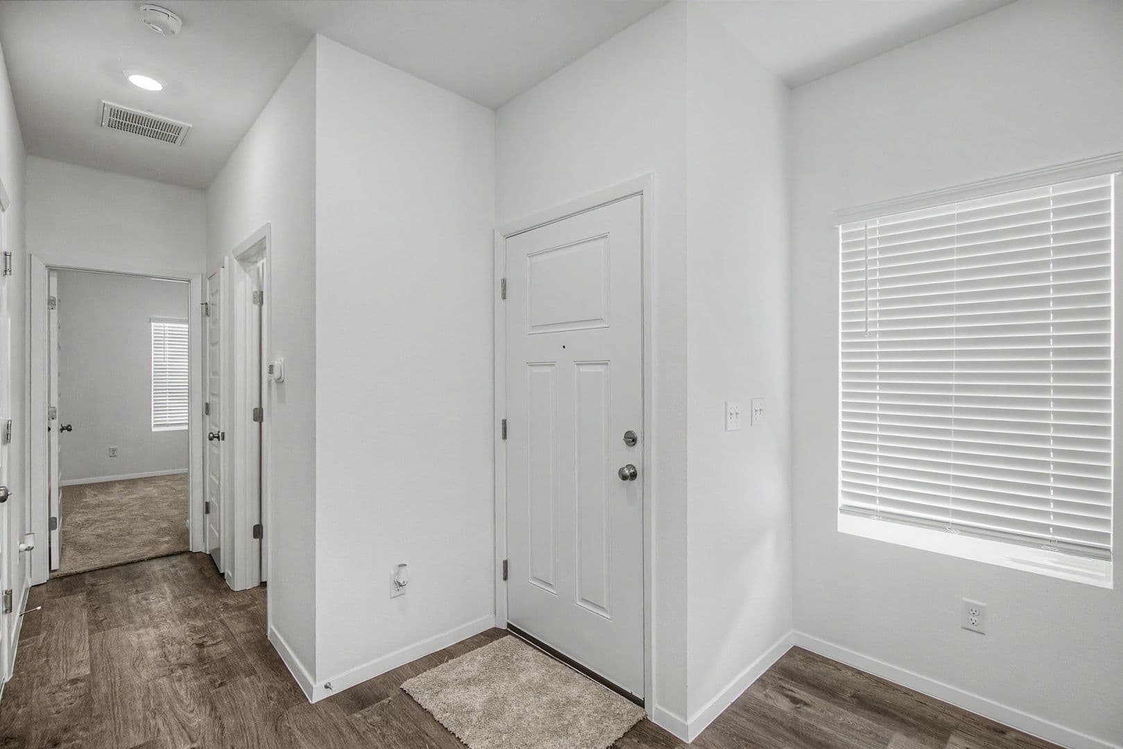 Siloam Springs House: 406 A W. Cloud Street