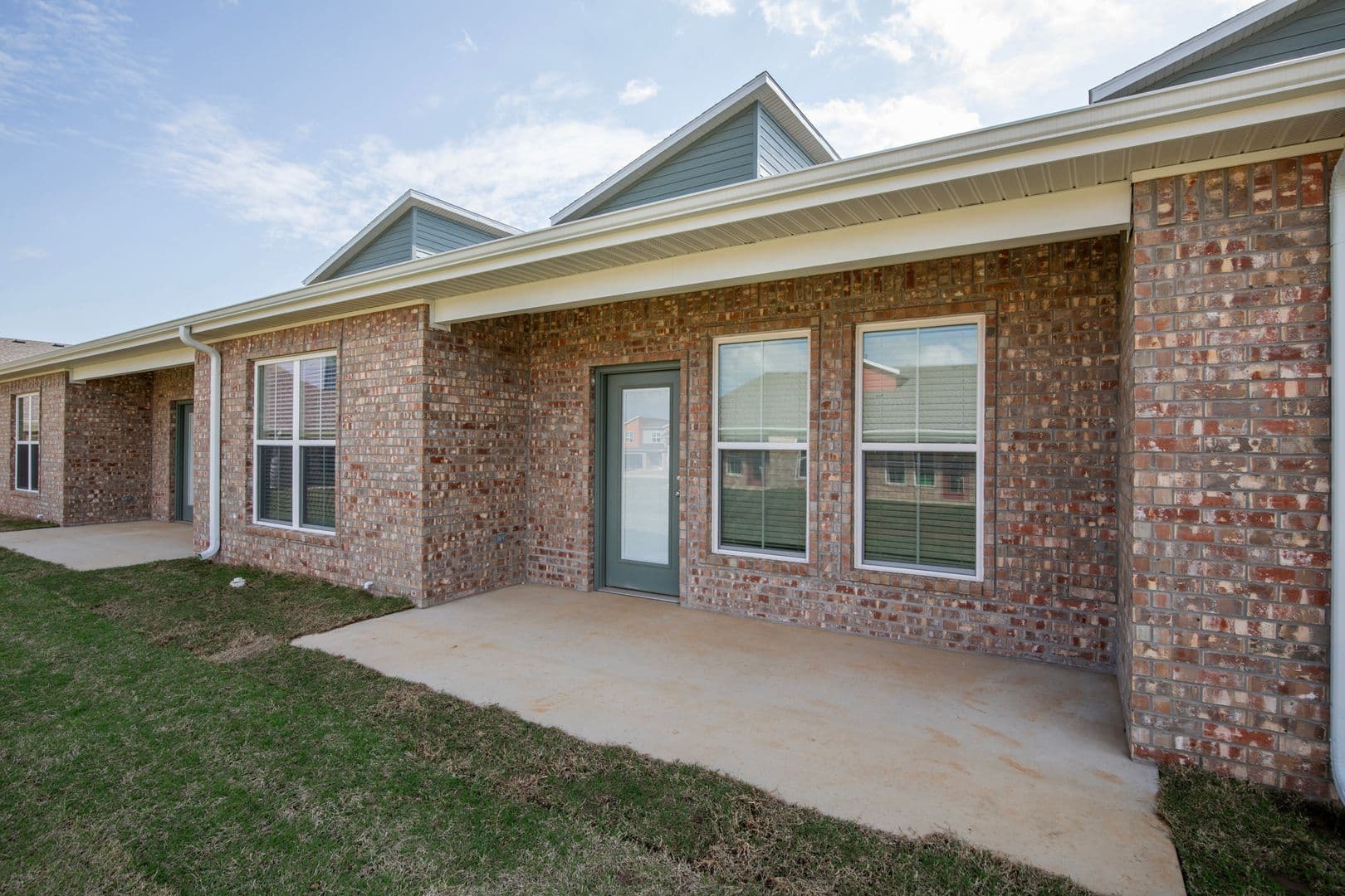 Pea Ridge House: 947 Seaborn Way