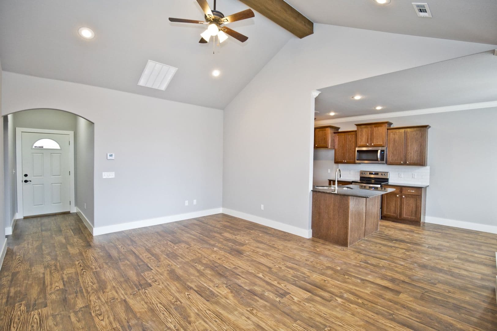 Pea Ridge House: 209 Alder Street