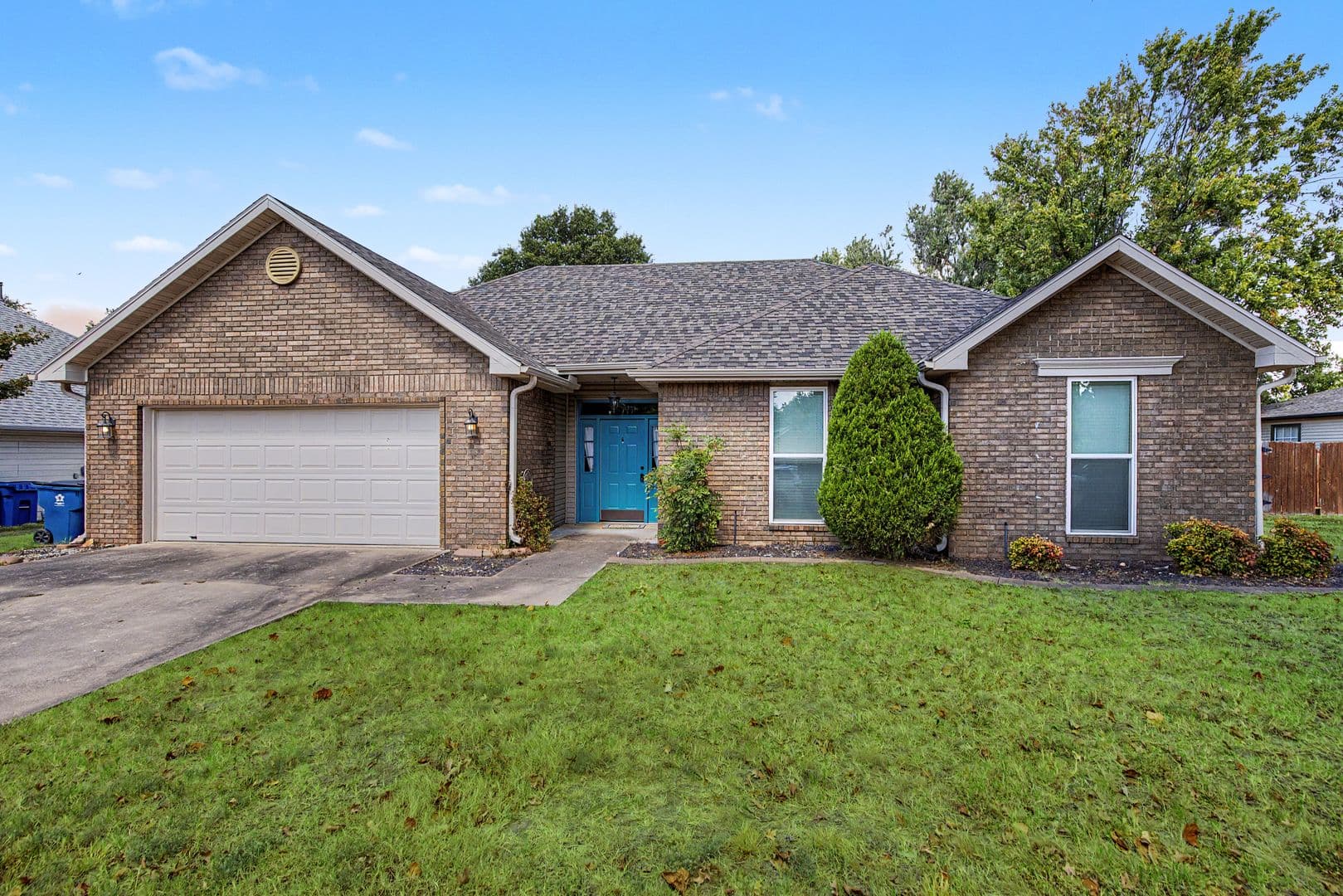 Bentonville House: 29 Ivy Circle