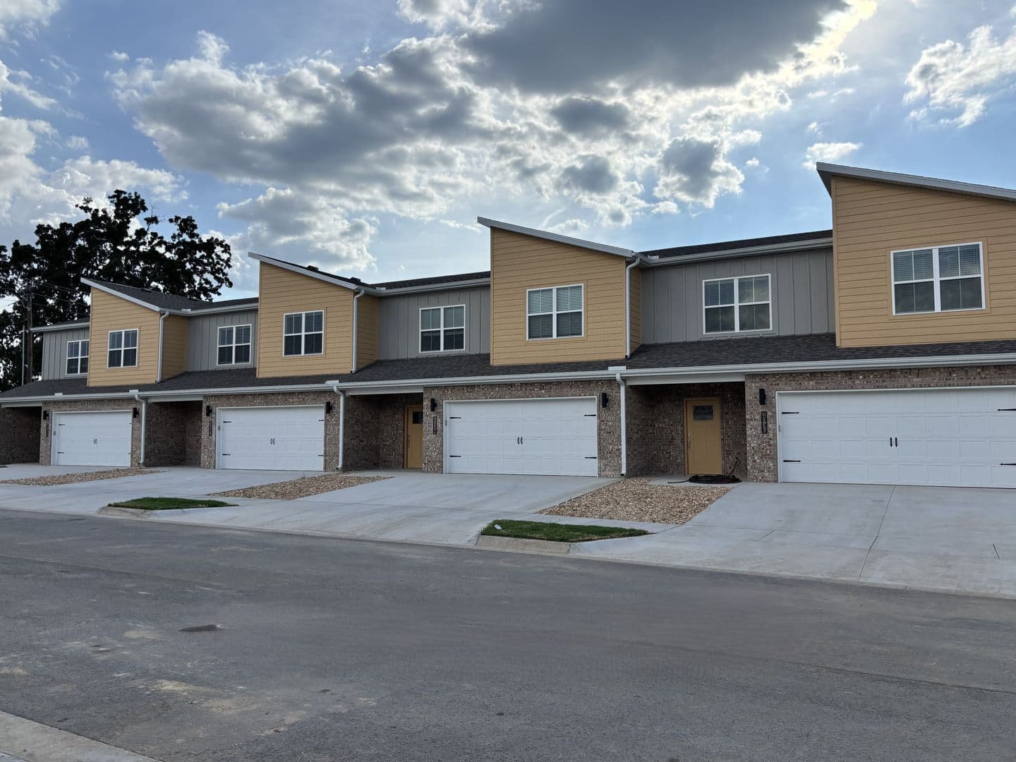 Pea Ridge House: 1036 Seaborn Way