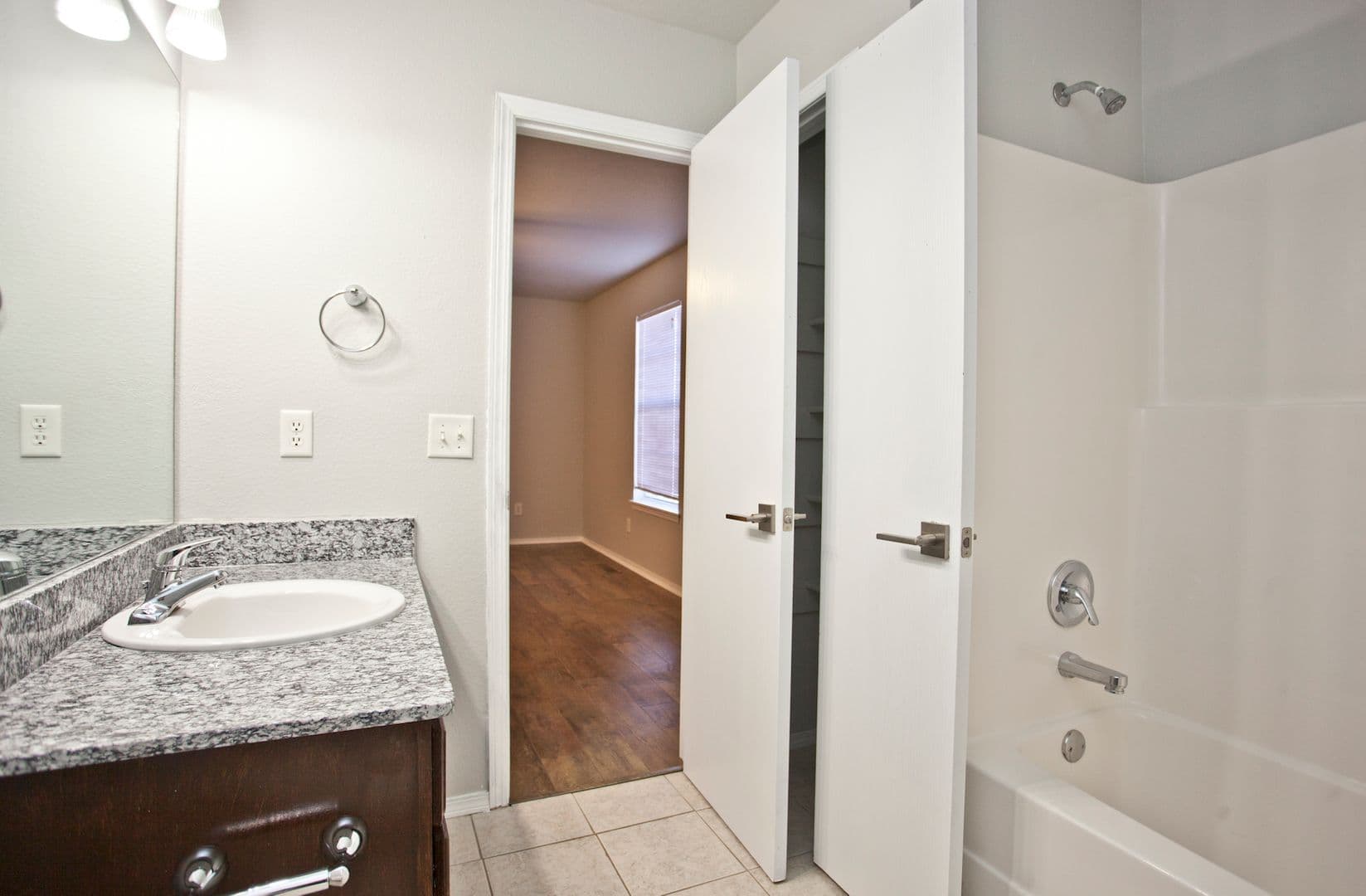 Bentonville Apartment: 506 SW C St
