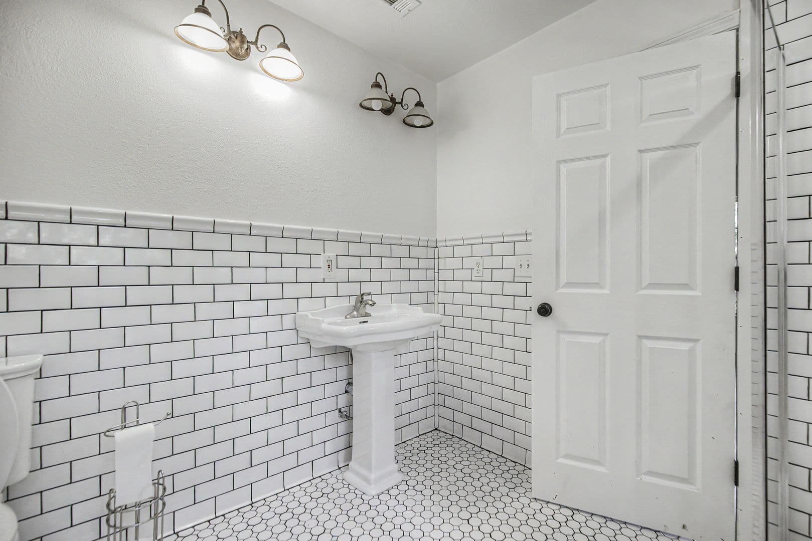 Bella Vista House: 11 Cresswell Lane