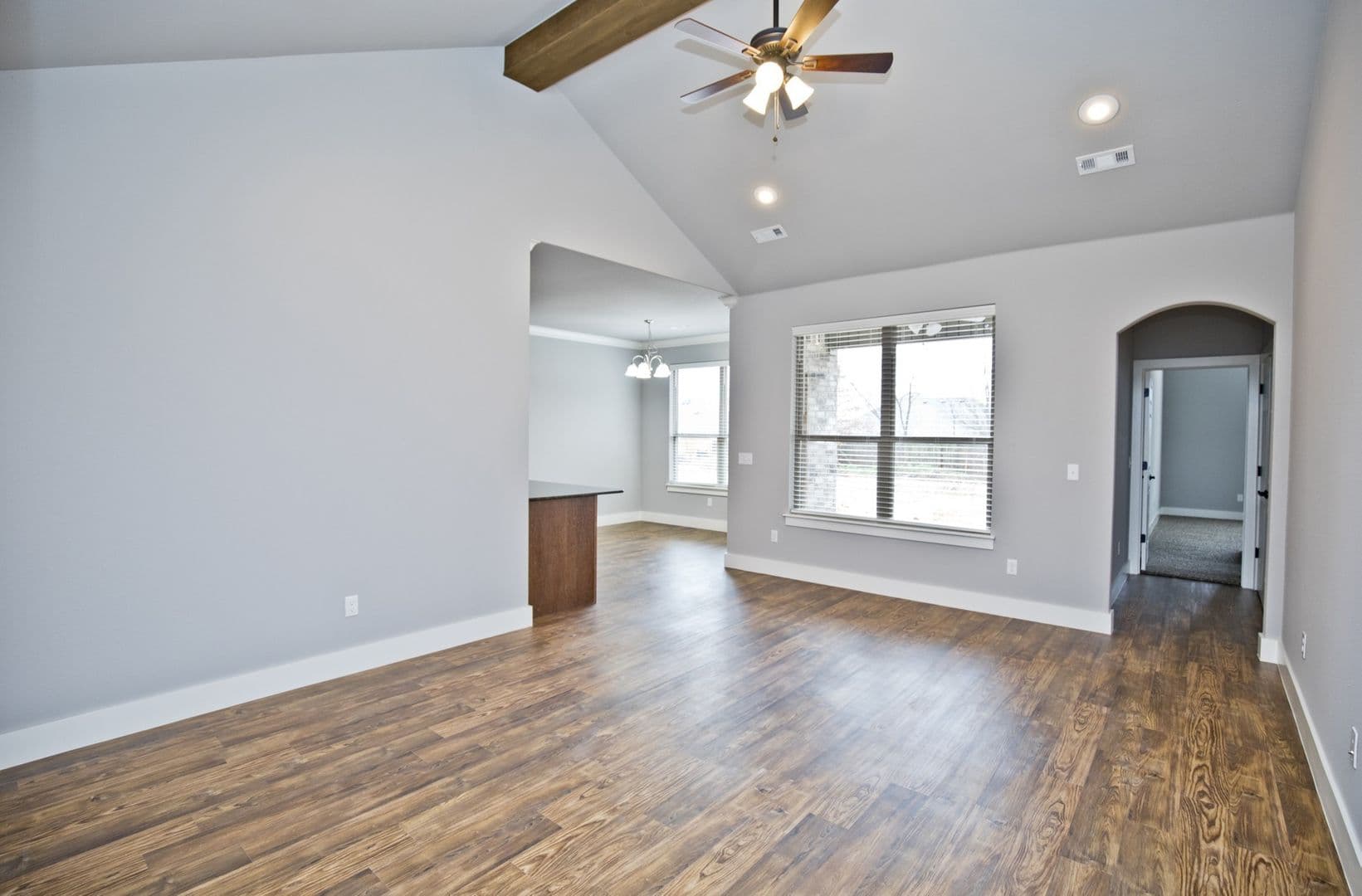 Pea Ridge House: 303 Alder Street