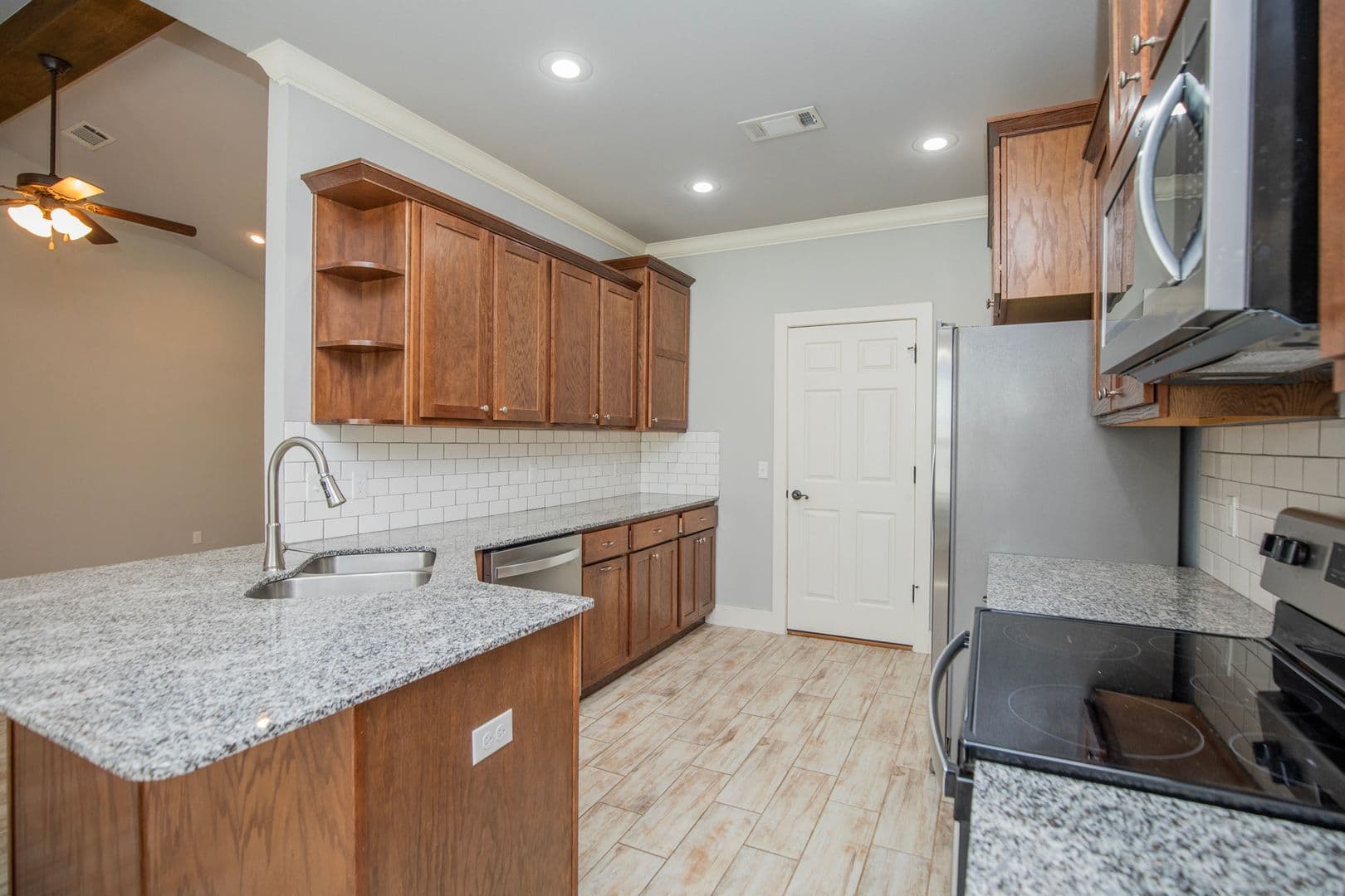 Pea Ridge House: 116 Alder Street