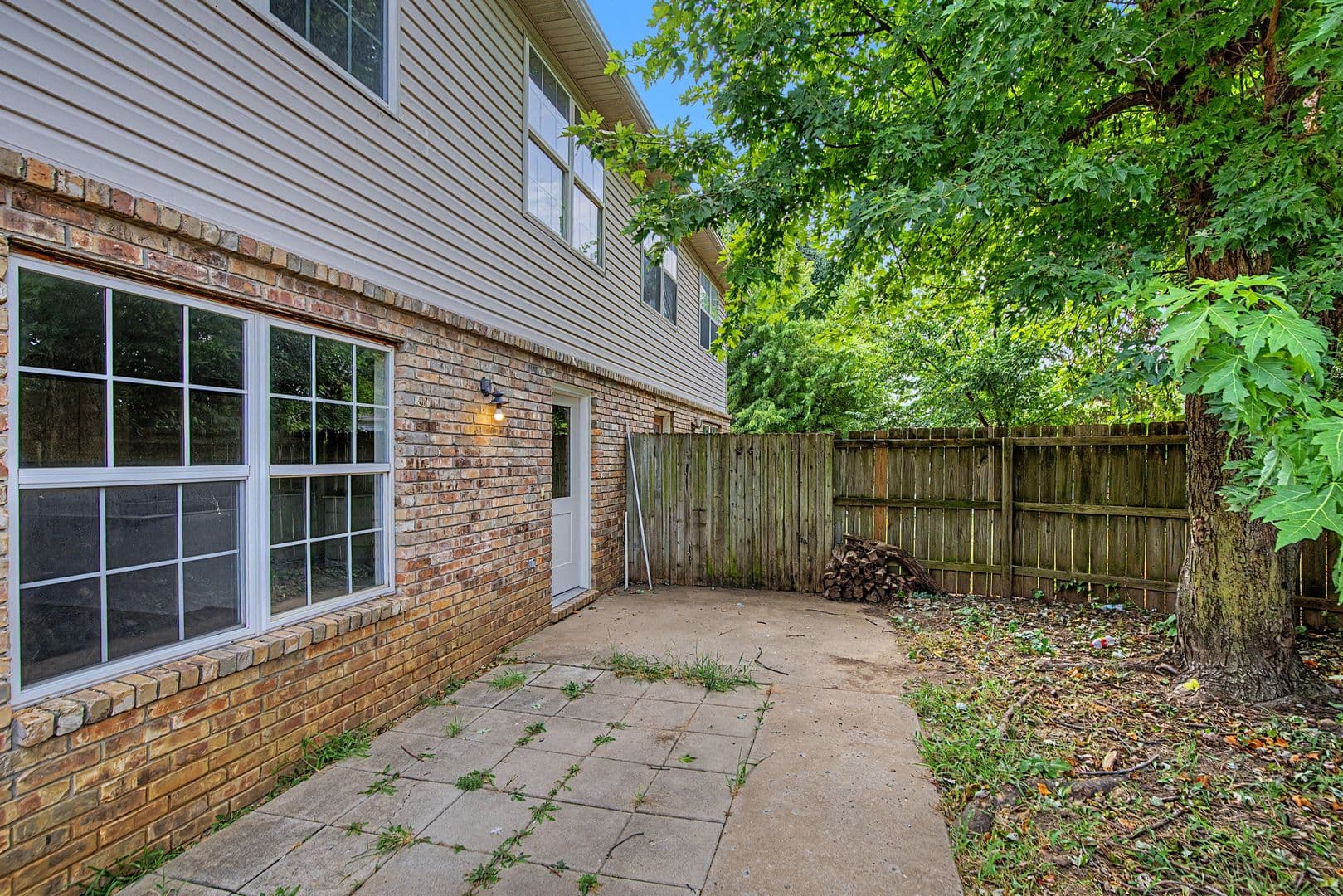 Farmington House: 179 Plover Cove