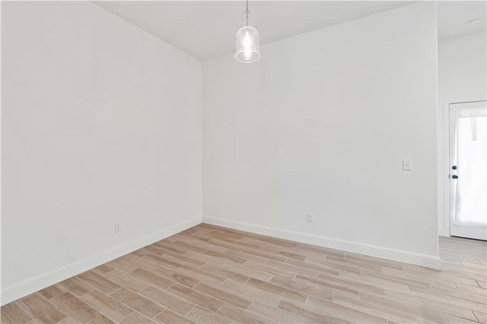 Bentonville House: 6006 NW Sherman Street