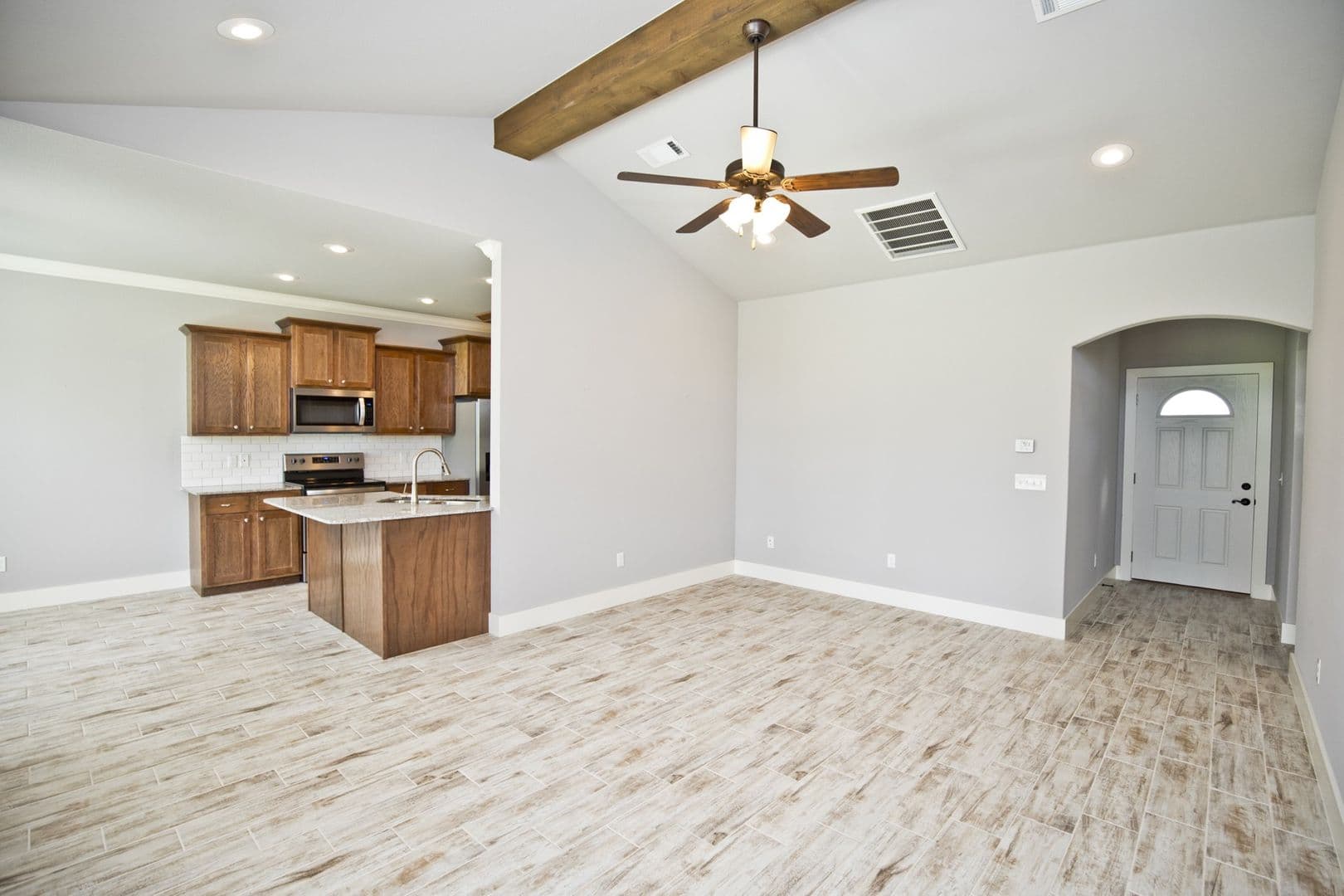 Pea Ridge House: 114 Alder Street
