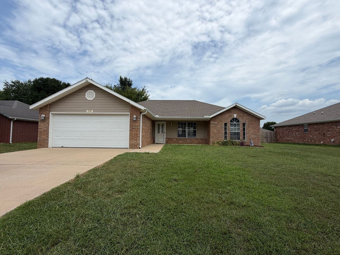 Centerton House: 550 Walker Street