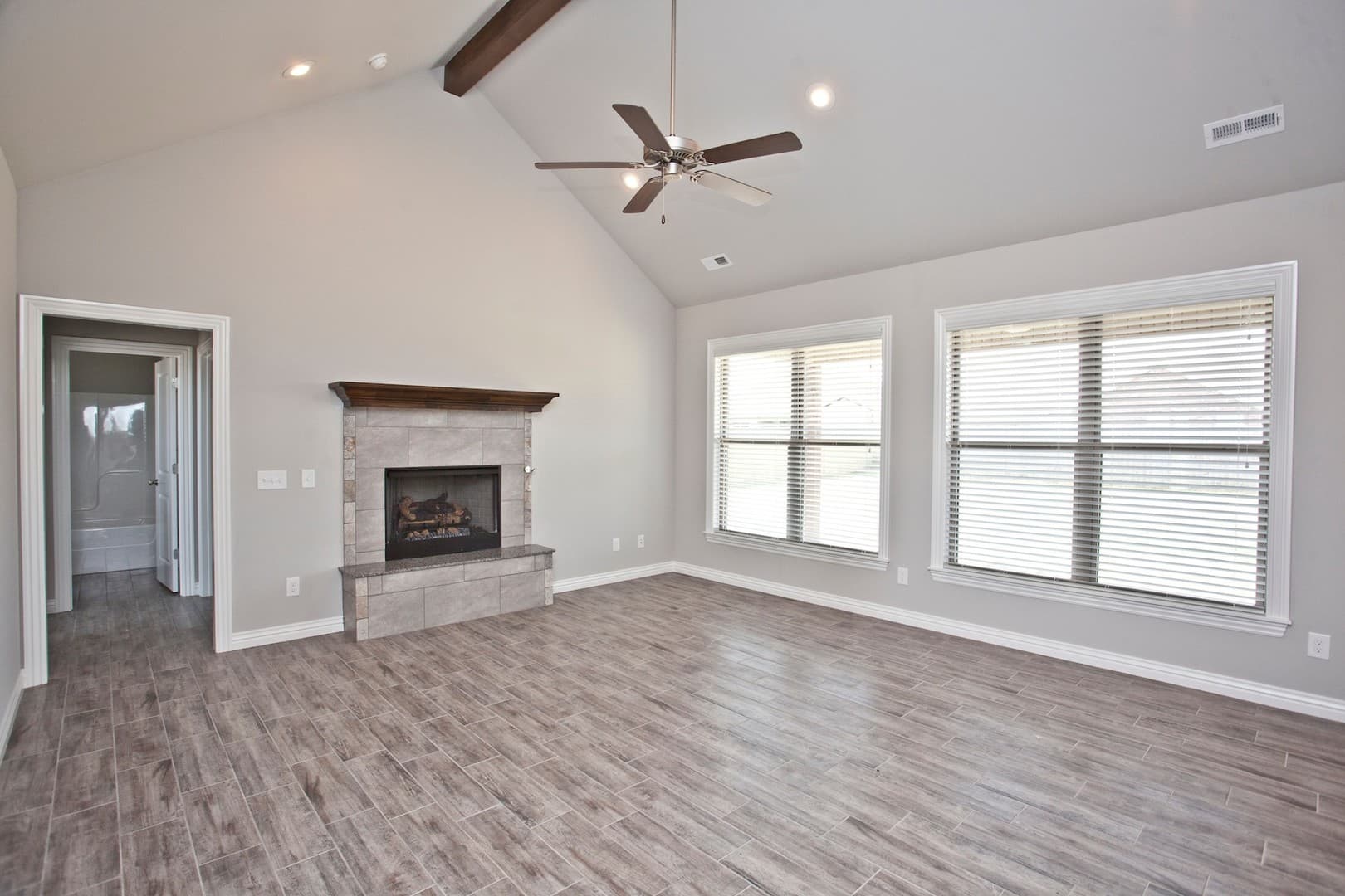 Pea Ridge House: 1003 Taylor Lane
