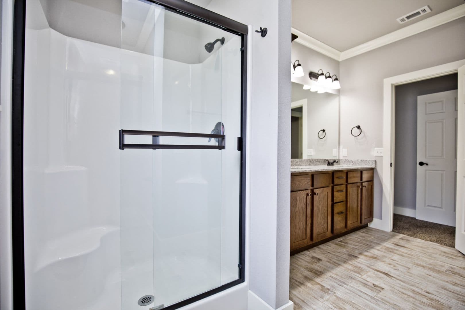 Pea Ridge House: 114 Alder Street
