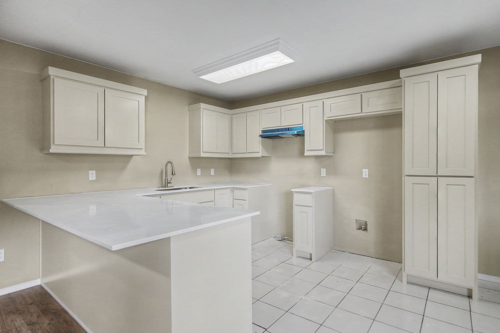 Farmington House: 179 Plover Cove