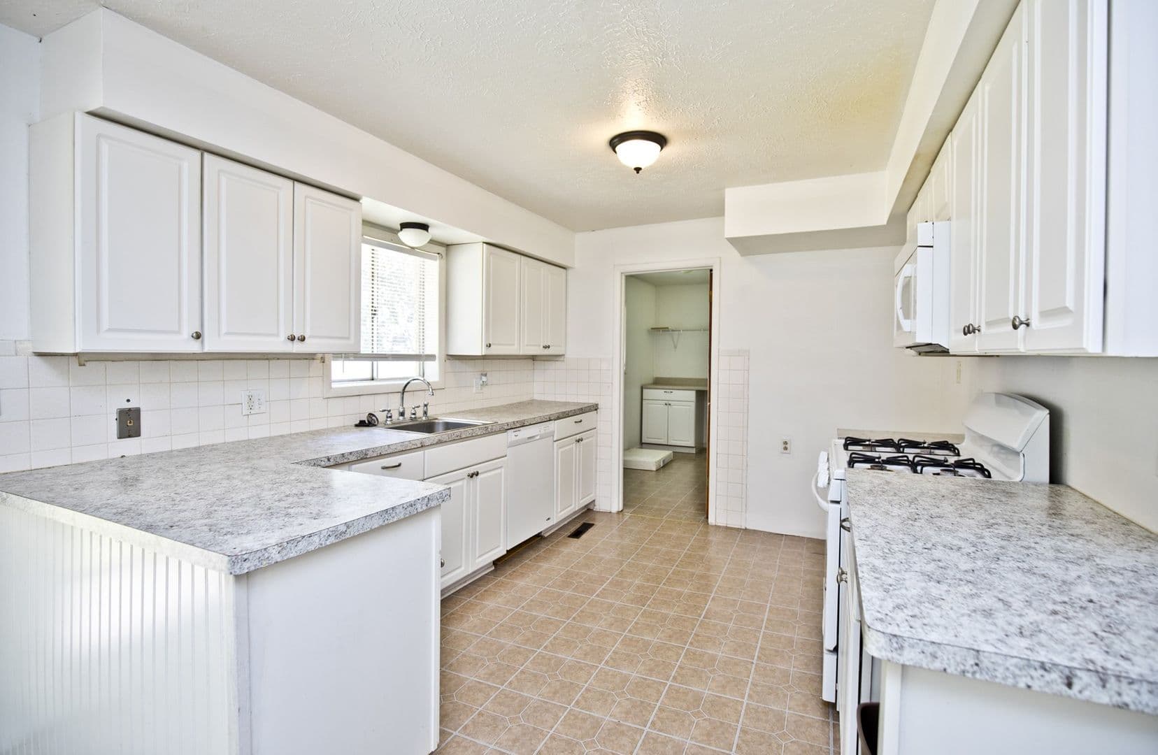 Bentonville House: 304 NW 4th Street