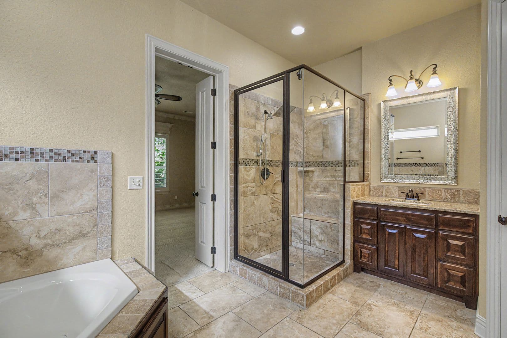 Rogers House: 6600 Willowridge Lane