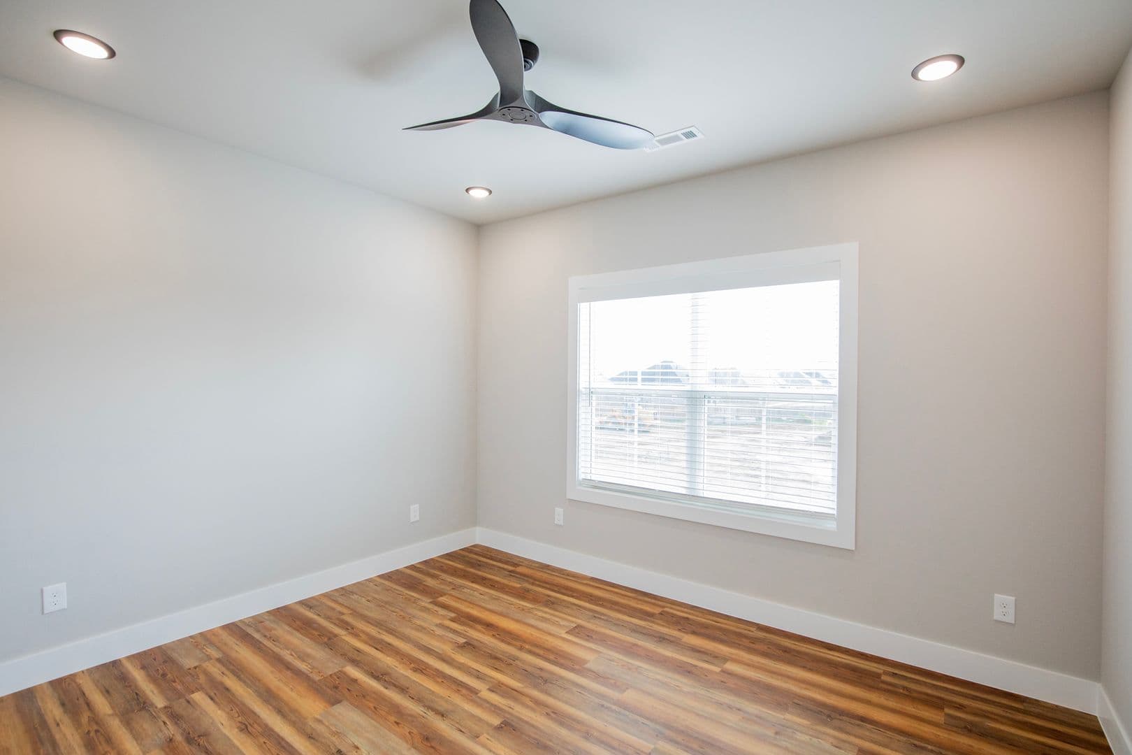 Pea Ridge House: 947 Seaborn Way