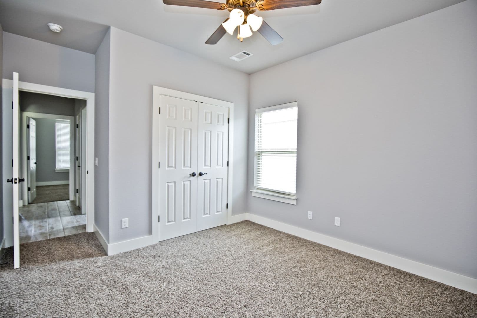 Pea Ridge House: 114 Alder Street