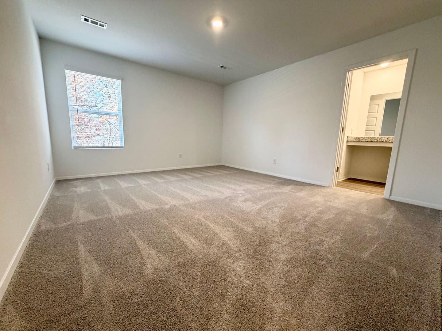Siloam Springs House: 3705 N. Carmine Drive