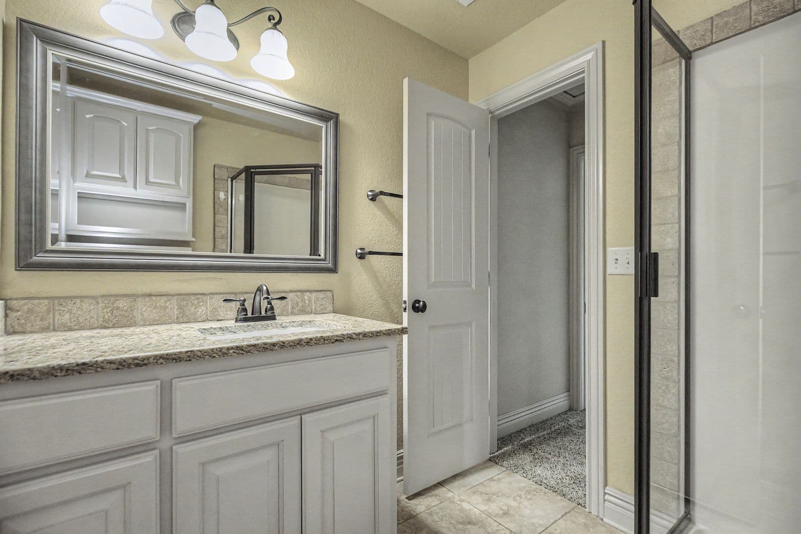 Rogers House: 6600 Willowridge Lane