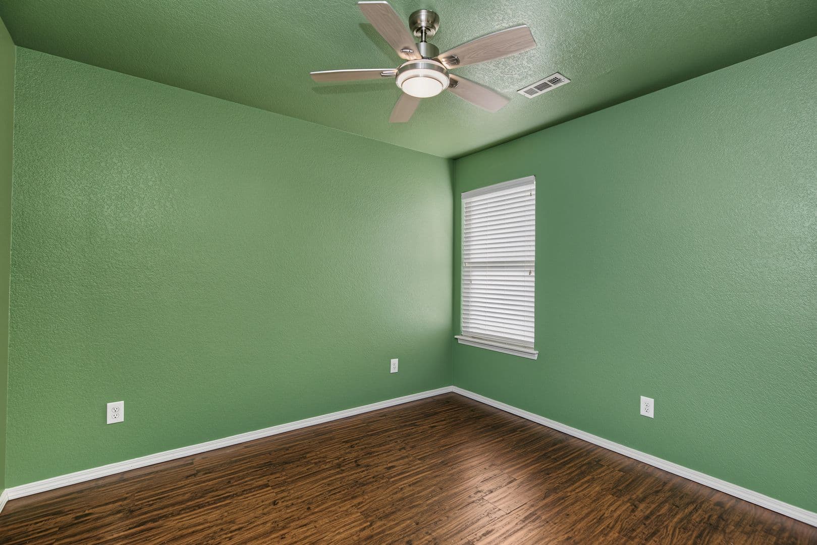 Bentonville House: 4103 SW Limestone Avenue