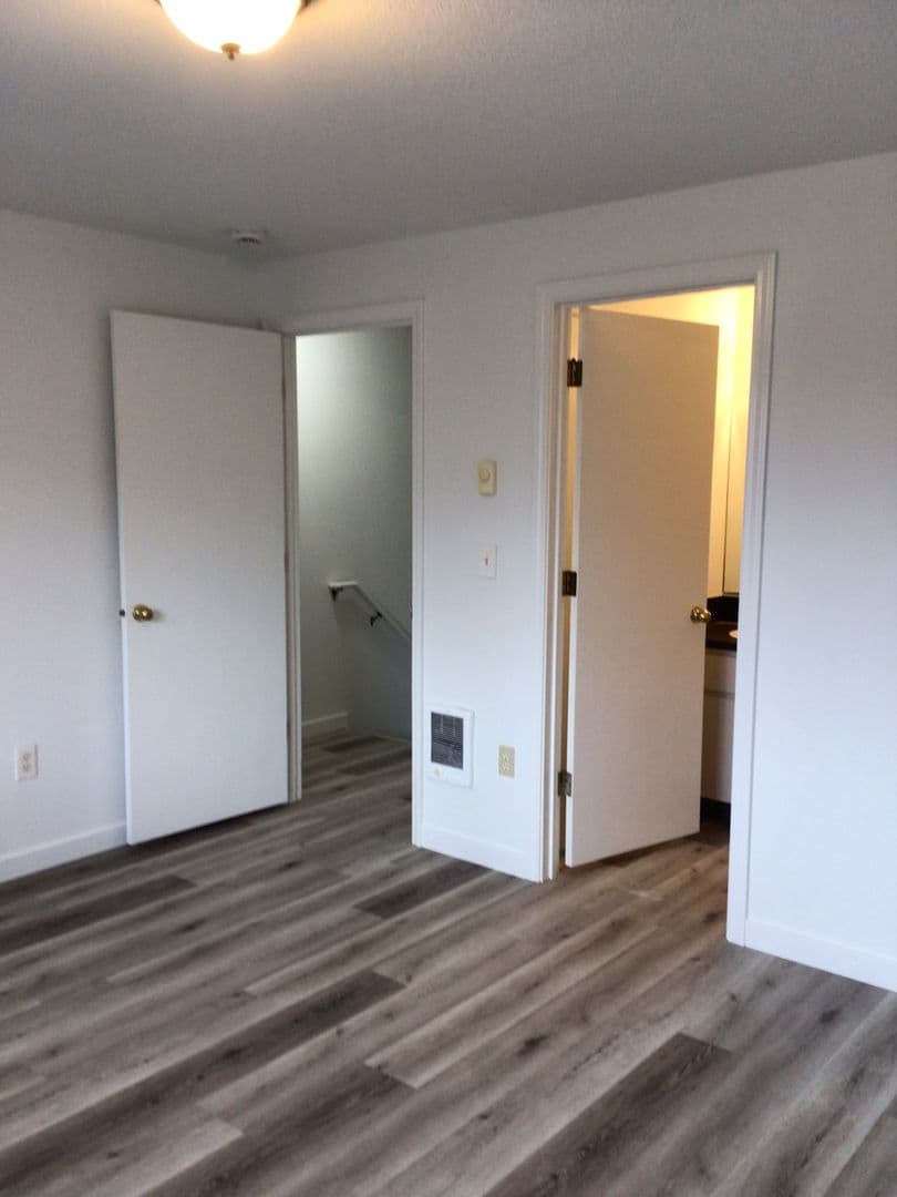 Washougal Townhome: 3108 H Street #3