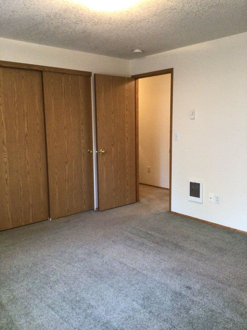 Vancouver House: 16511 NE 21st St