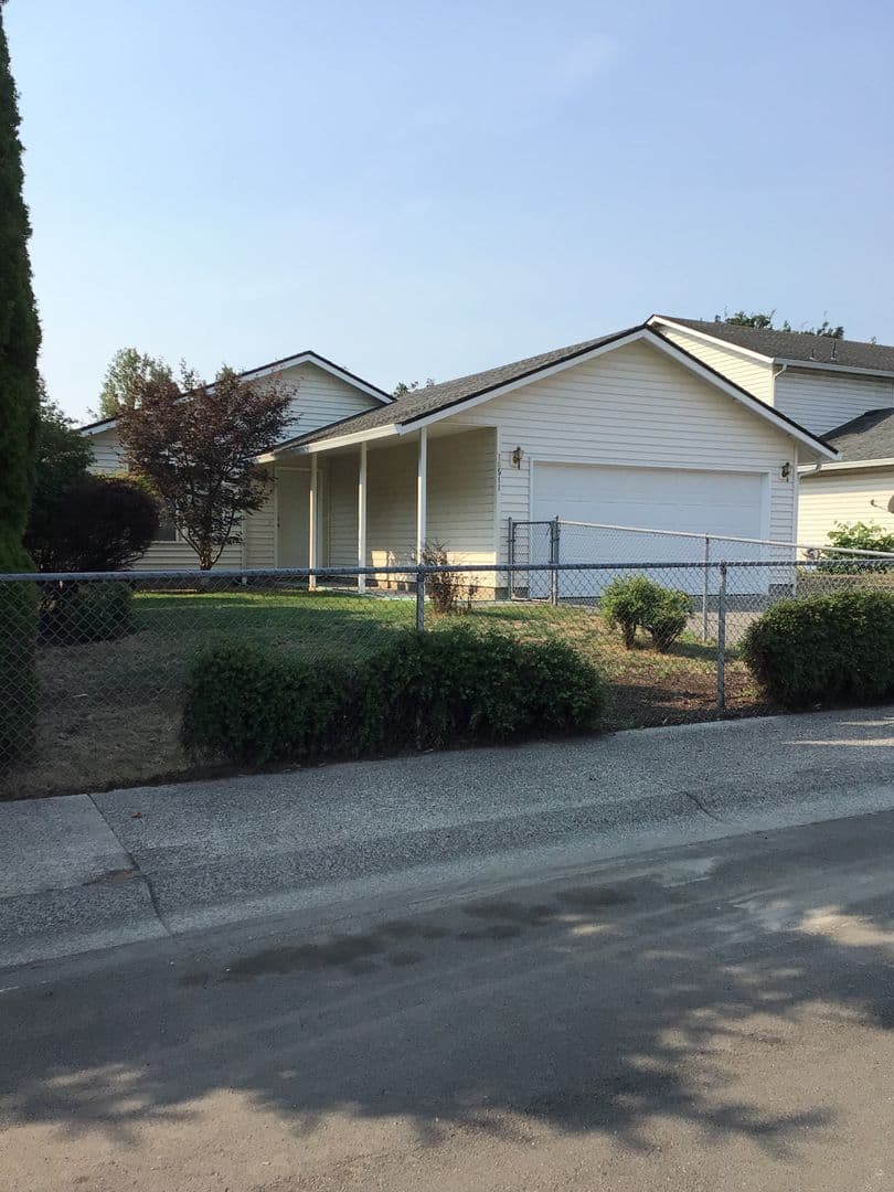 Vancouver House: 16511 NE 21st St