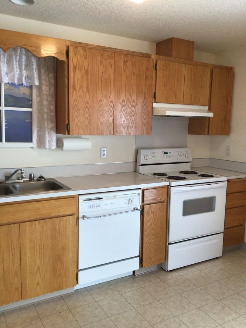 Vancouver House: 16511 NE 21st St