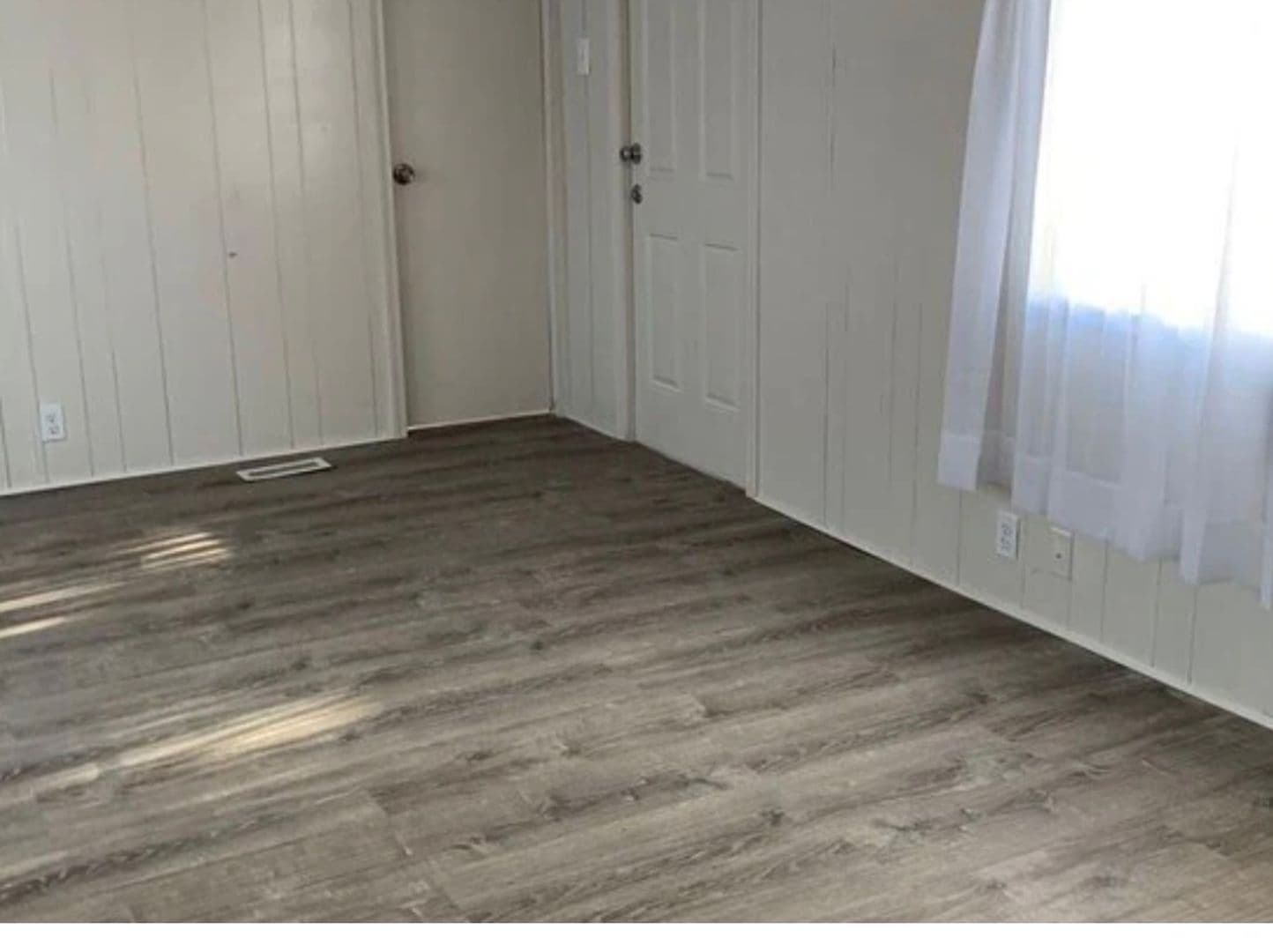 Spokane Valley Apartment: 4415 N Adams Rd