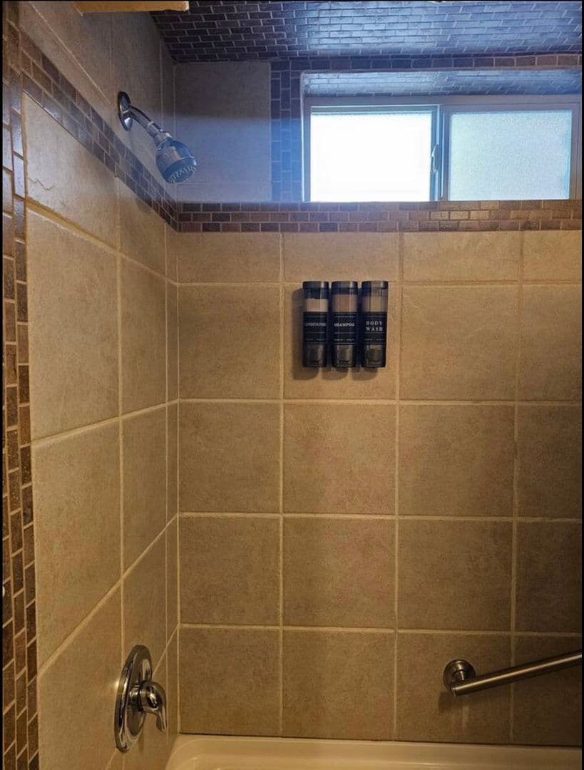 Spokane Apartment: 3427 W 7th Ave