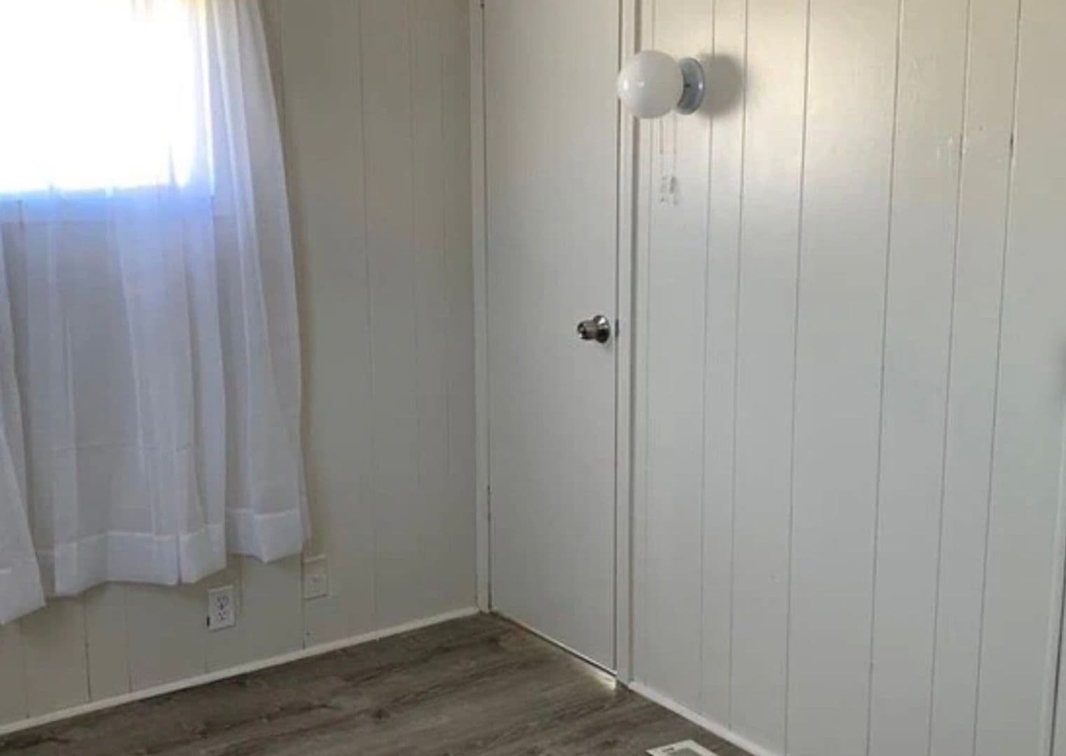 Spokane Valley Apartment: 4415 N Adams Rd