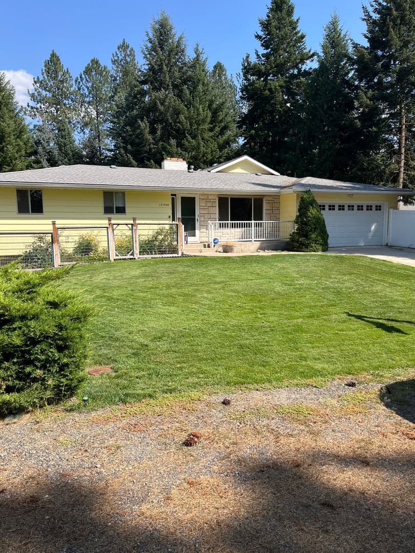 Colbert Apartment: 17704 N Hilltop Rd