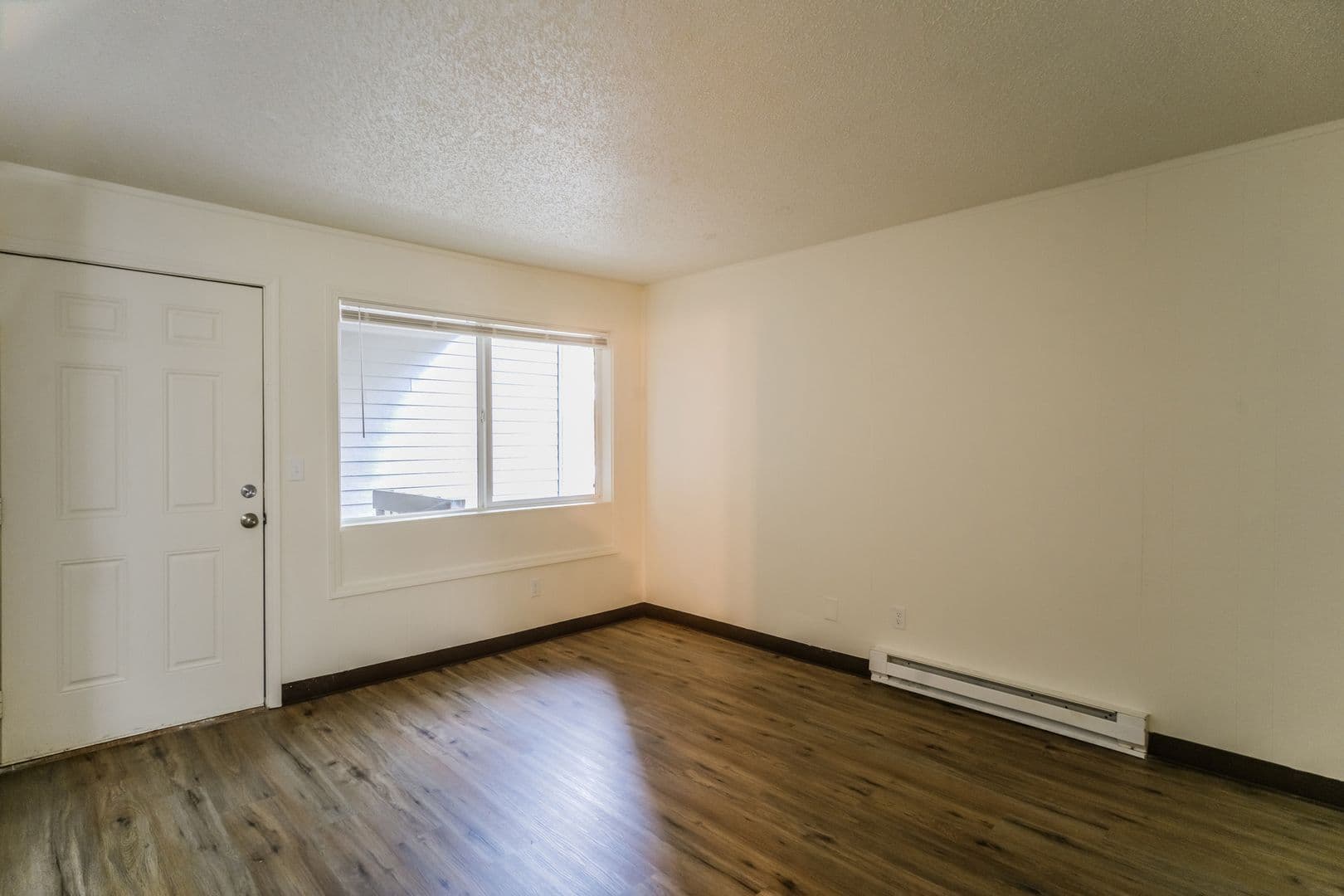 Salem Apartment: 2540 Hyacinth St NE