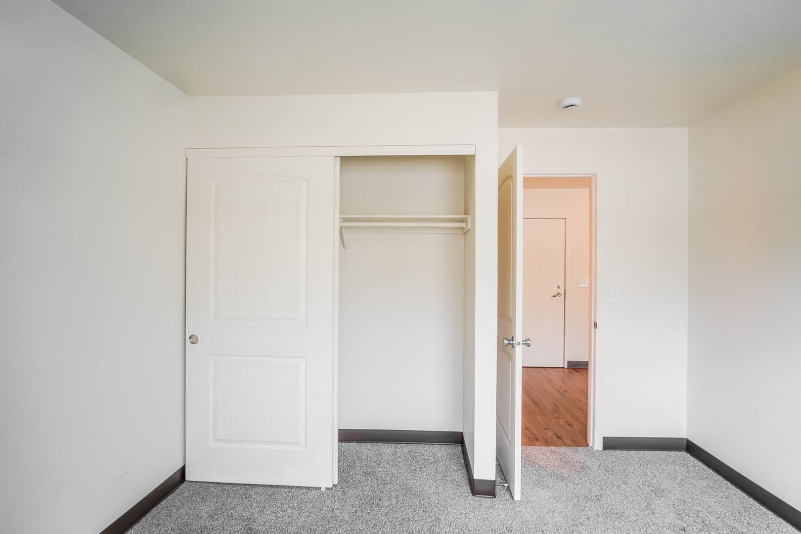 Salem Apartment: 1505 Brush College Road NW