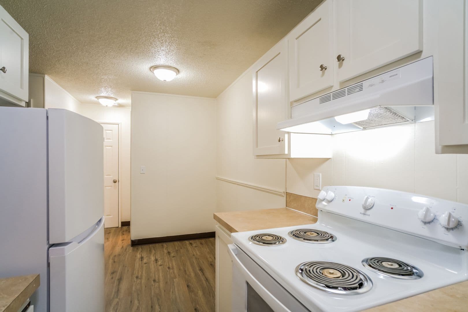 Salem Apartment: 2540 Hyacinth St NE